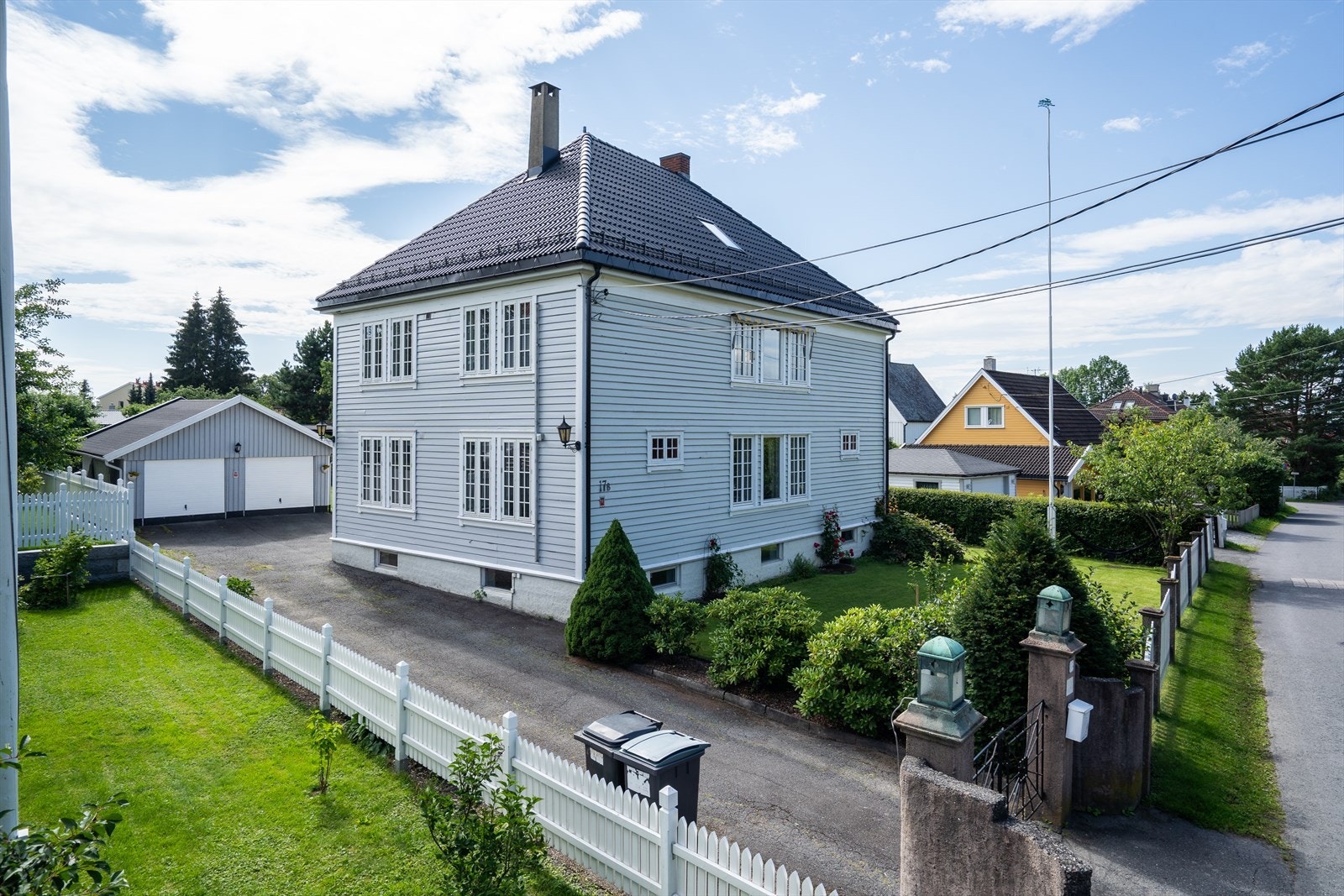 Eiendommen ligger fint til i et etterspurt boligområde på Hasle Galleribilde