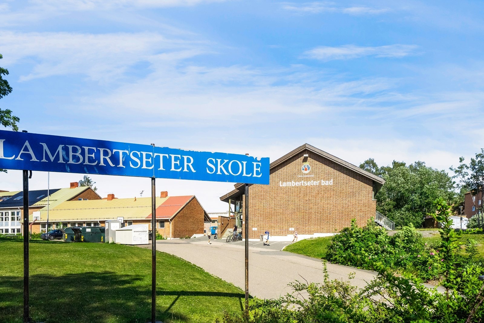 Fra boligen er det kort vei til Lambertseter barneskole. Galleribilde