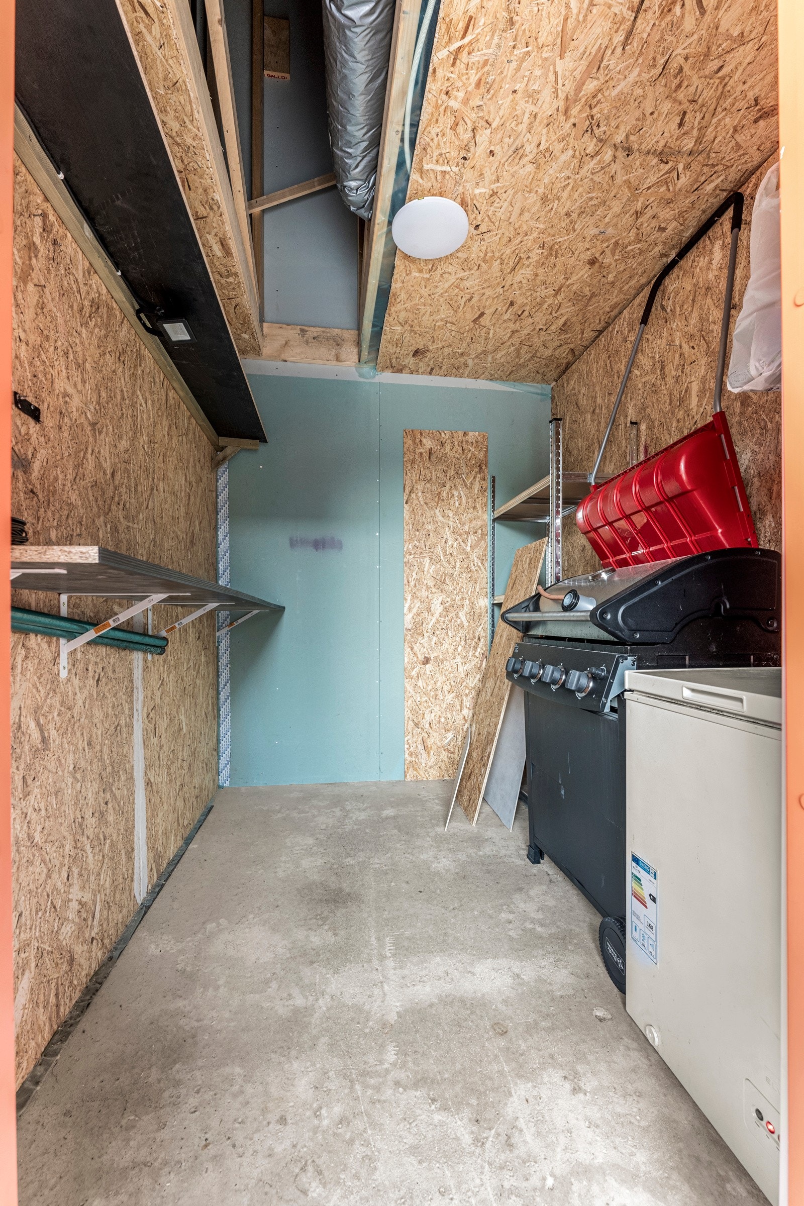 Praktisk og romslig utebod Galleribilde