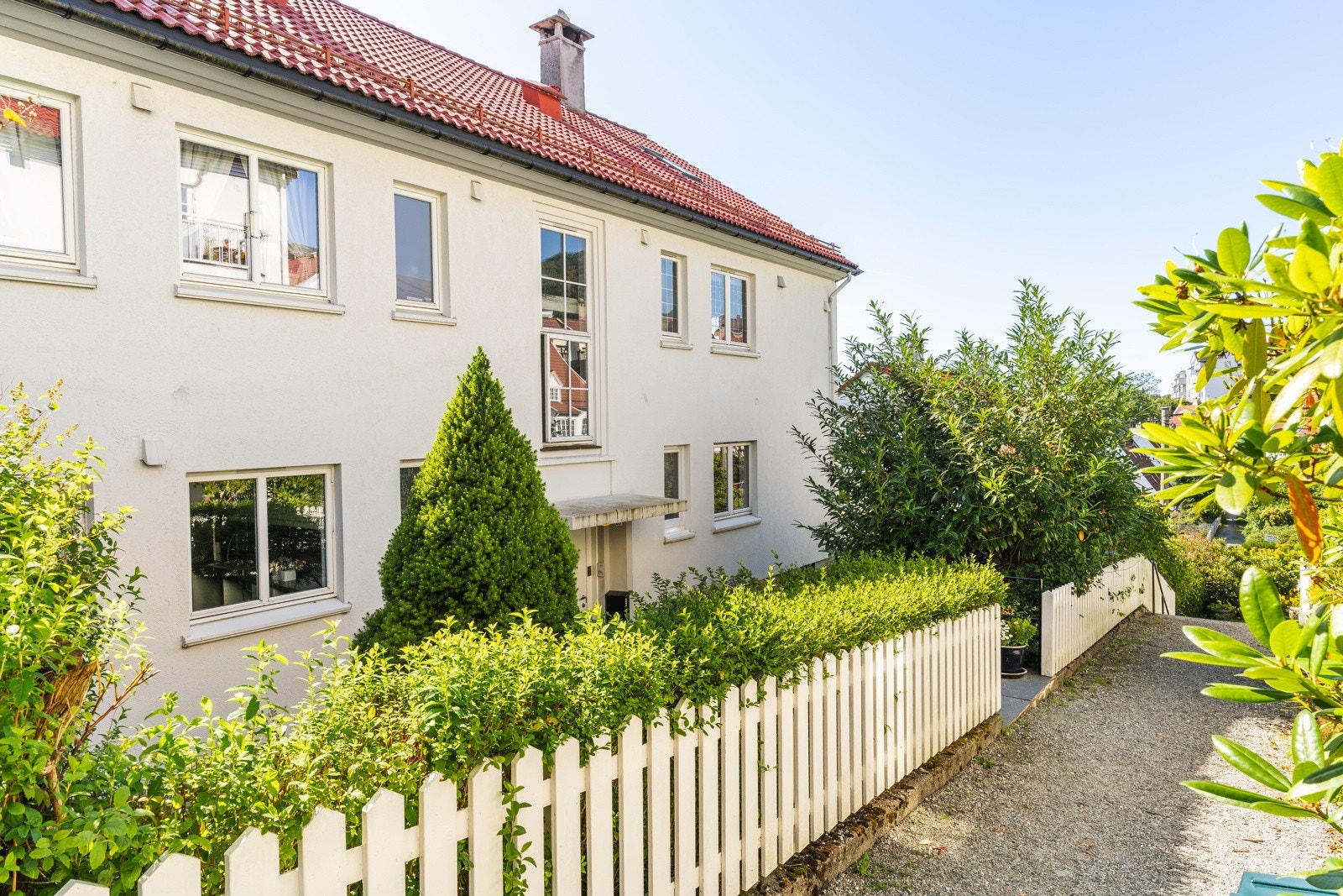 EIE eiendomsmegling har gleden av å presentere Edvard Griegs vei 26 v/ Simon Aasen Galleribilde