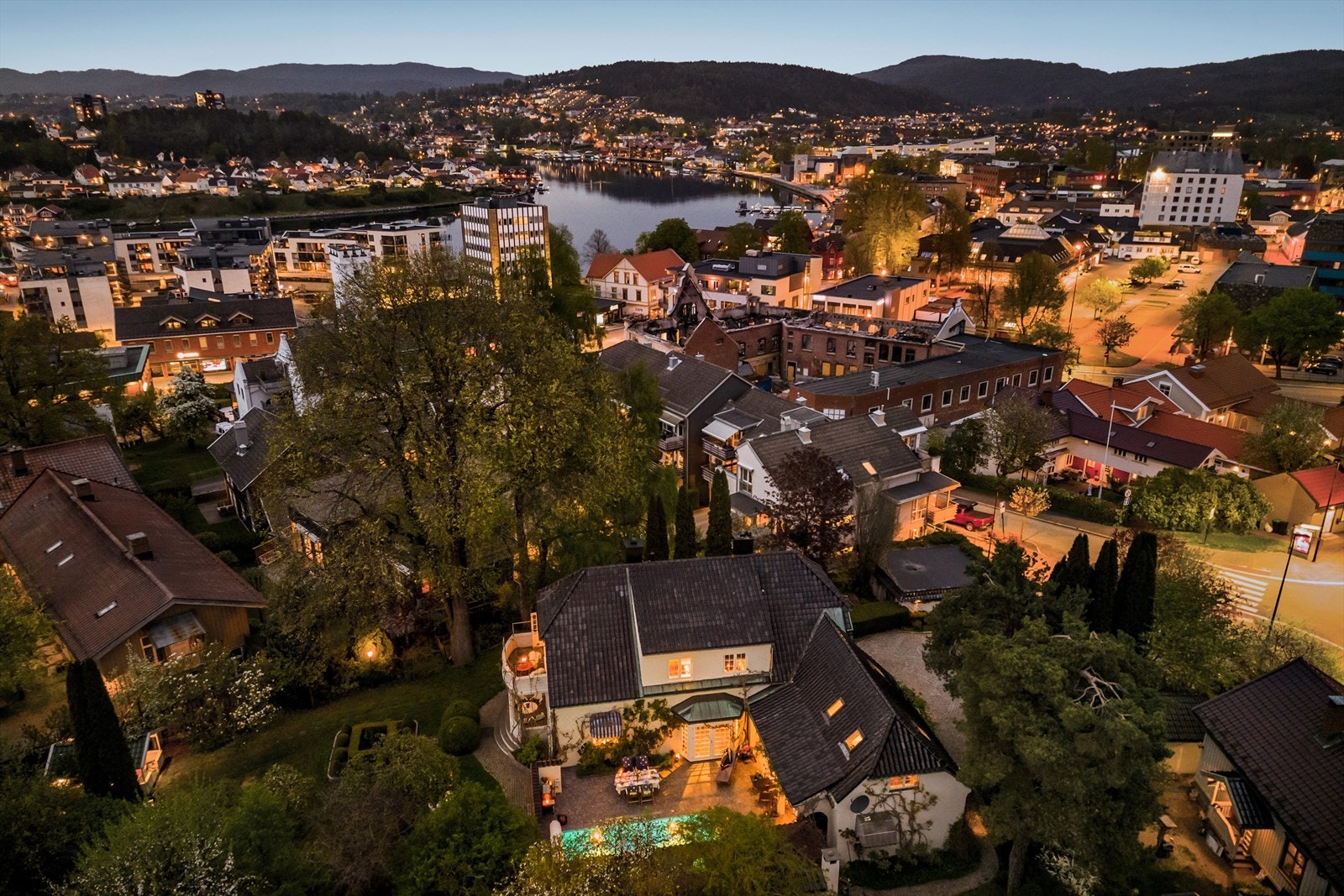 Eiendommen ligger i Porsgrunn sentrum, med umiddelbar nærhet til alle fasiliteter Galleribilde
