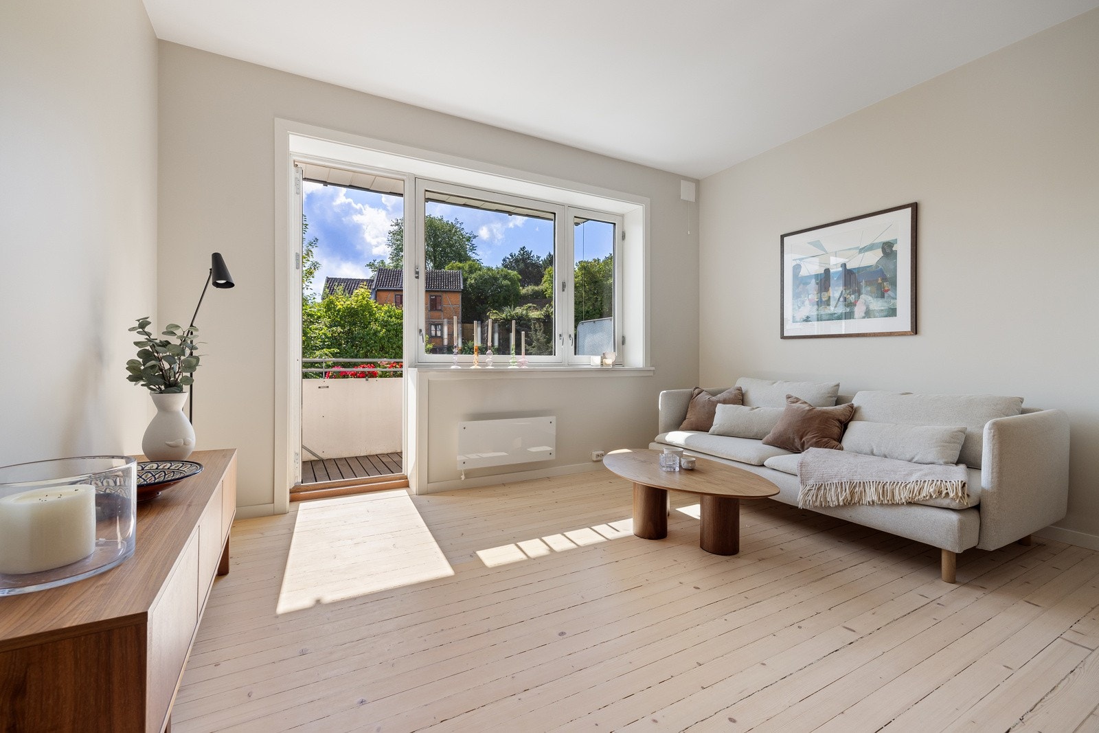 Gjennomgående leilighet med spesielt fine lysforhold. Galleribilde