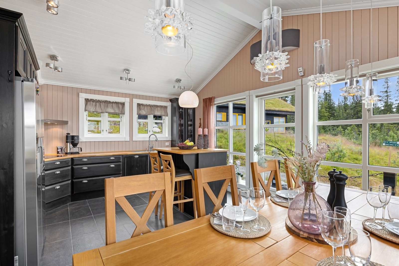 Flott belysning gjør kveldene svært hyggelige Galleribilde