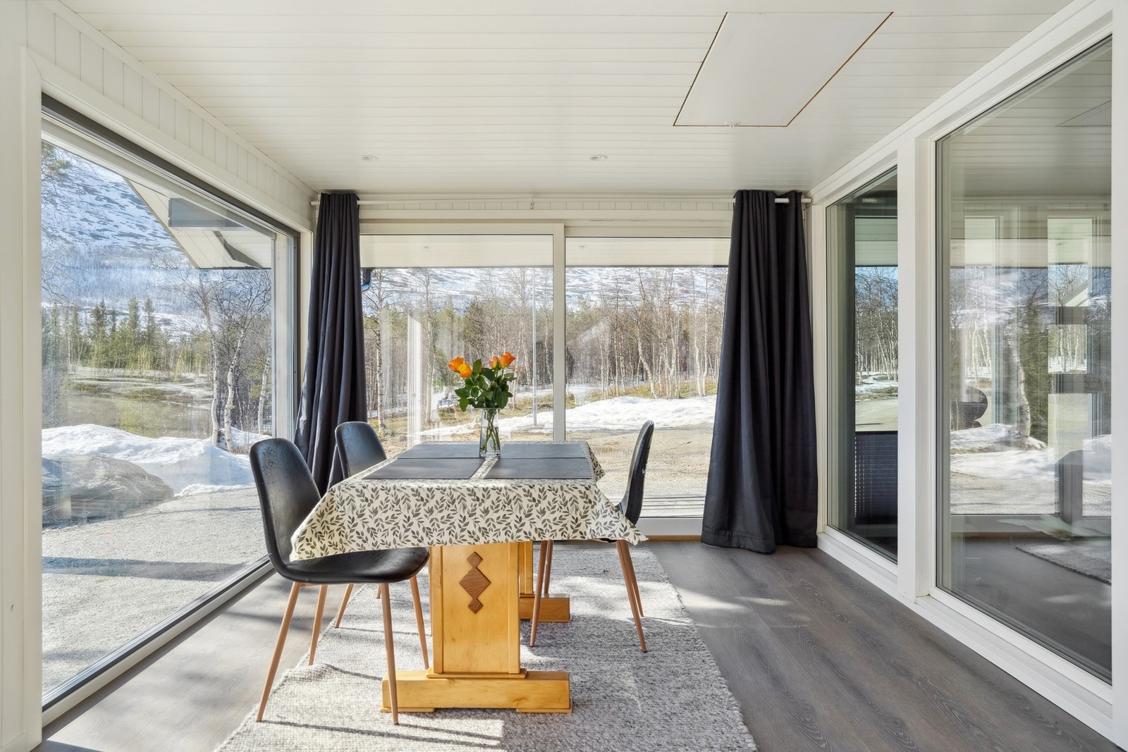 Vinterhagen Galleribilde