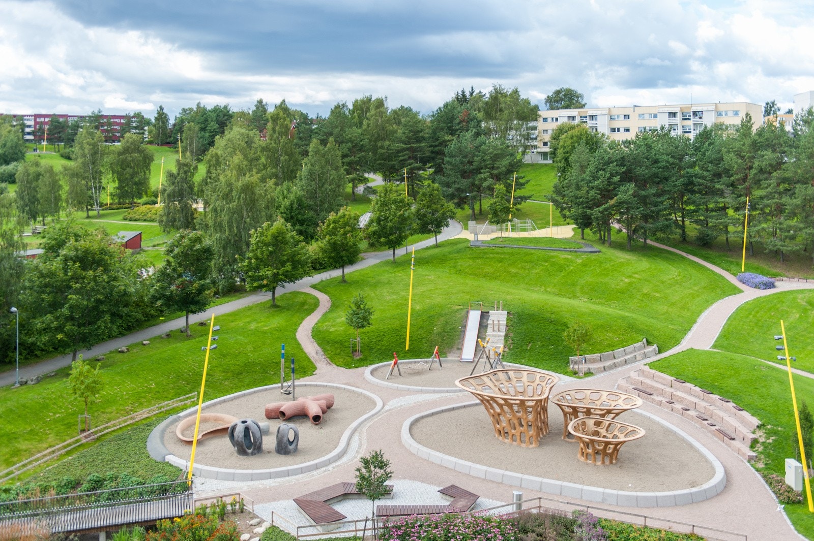 Gangavstand til fantastiske verdensparken som tilbyr en rekke aktiviteter for unge og eldre samt store, flotte grøntarealer. Galleribilde
