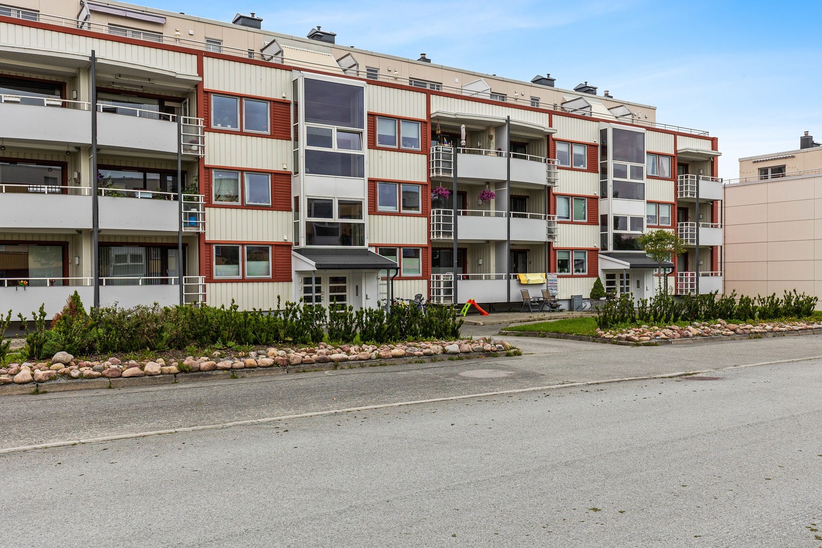 Fasade. Leiligheten ligger i 3. etasje. Galleribilde