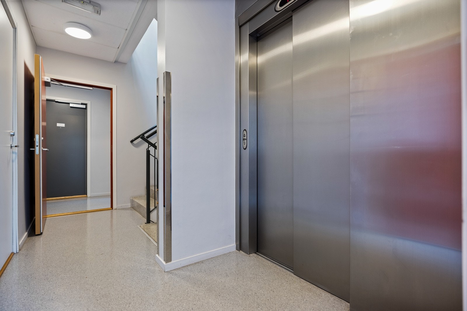 Gården har heis. Galleribilde