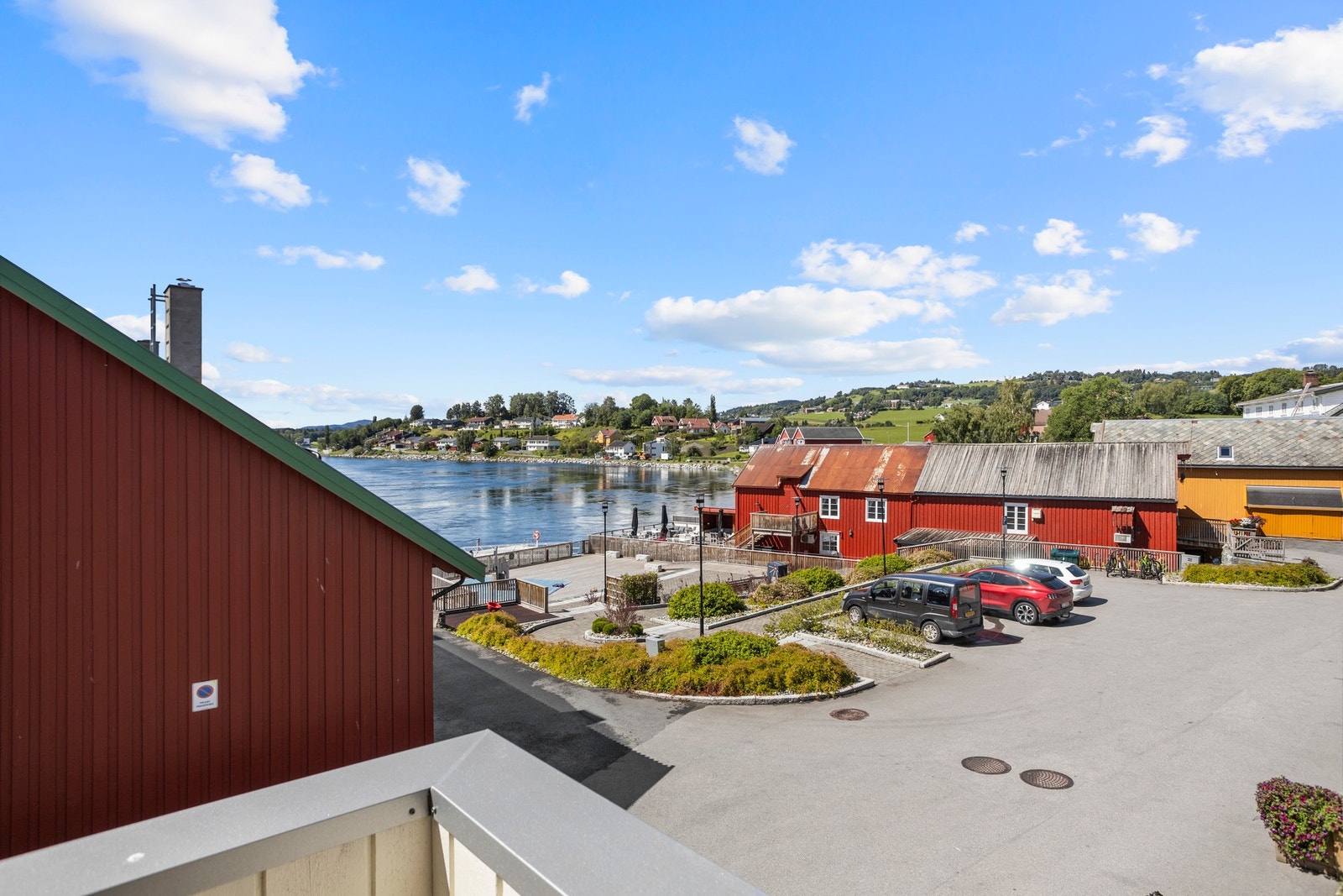 Idyllisk sjøutsikt! Galleribilde