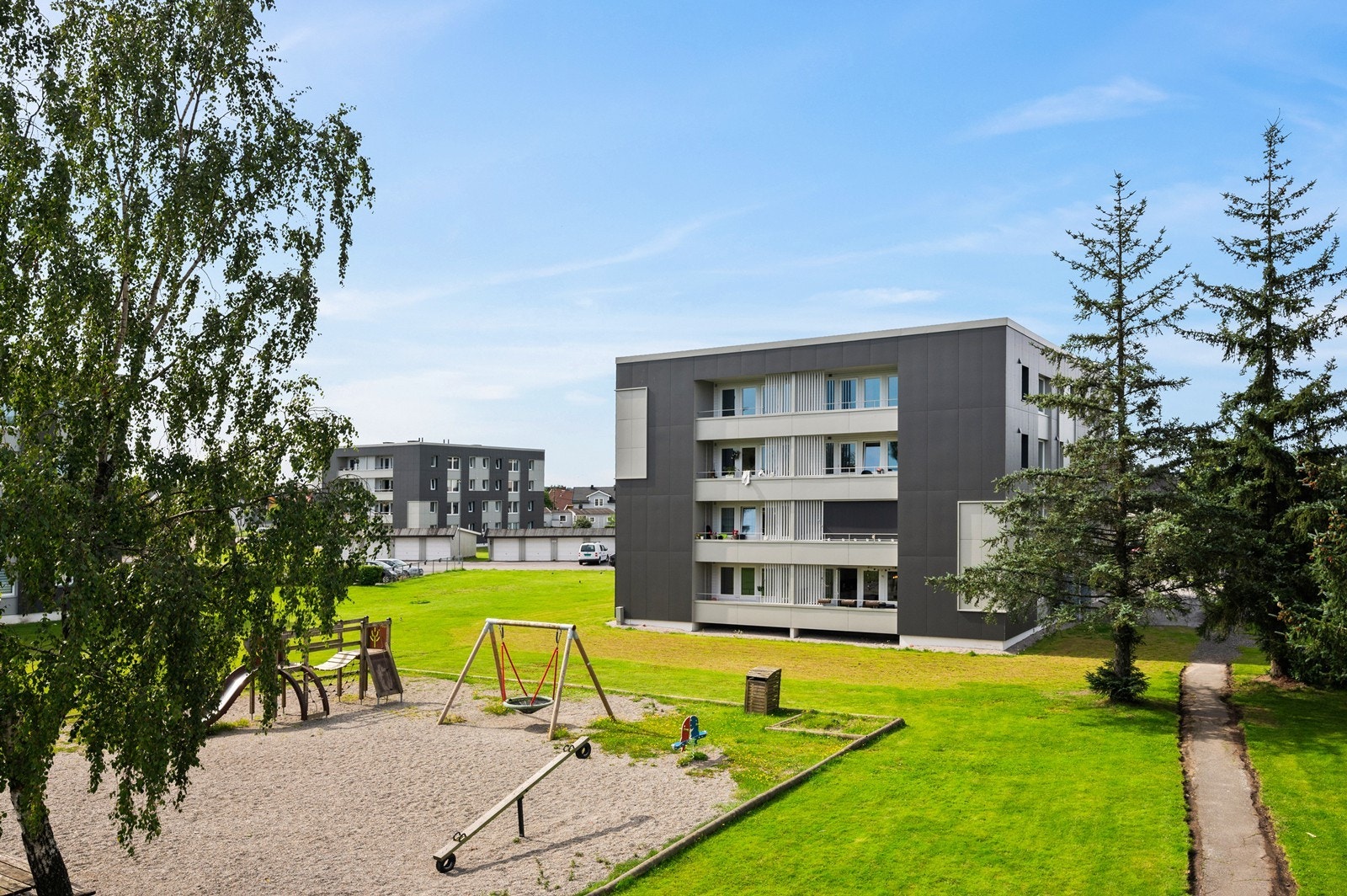 Borettslaget har pent opparbeidede uteområder Galleribilde