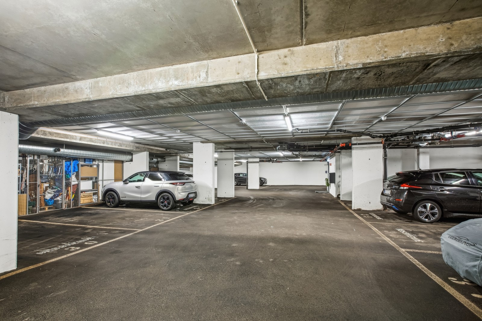 Besøksparkering. Galleribilde