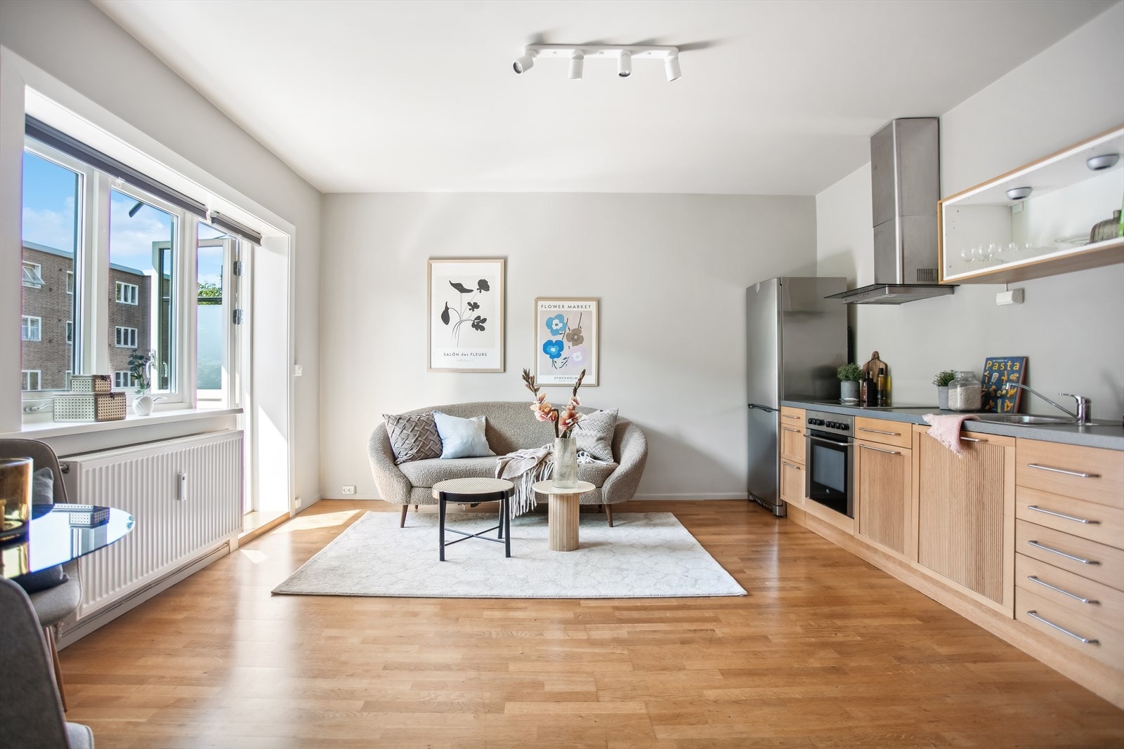 Leiligheten er nylig malt i varme og behagelige fargetoner. Galleribilde