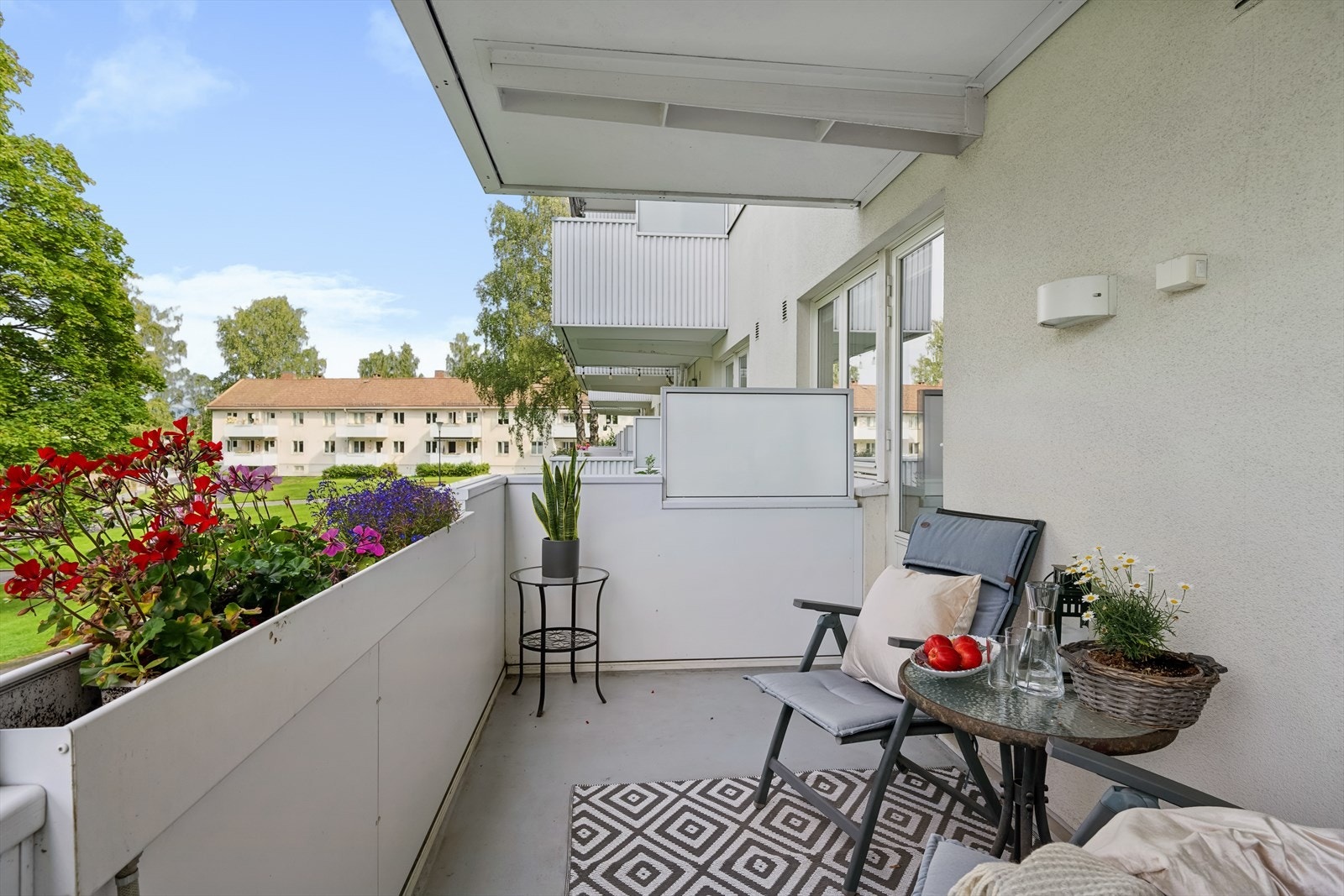 Det er en overbygd balkong på 8,4kvm Galleribilde