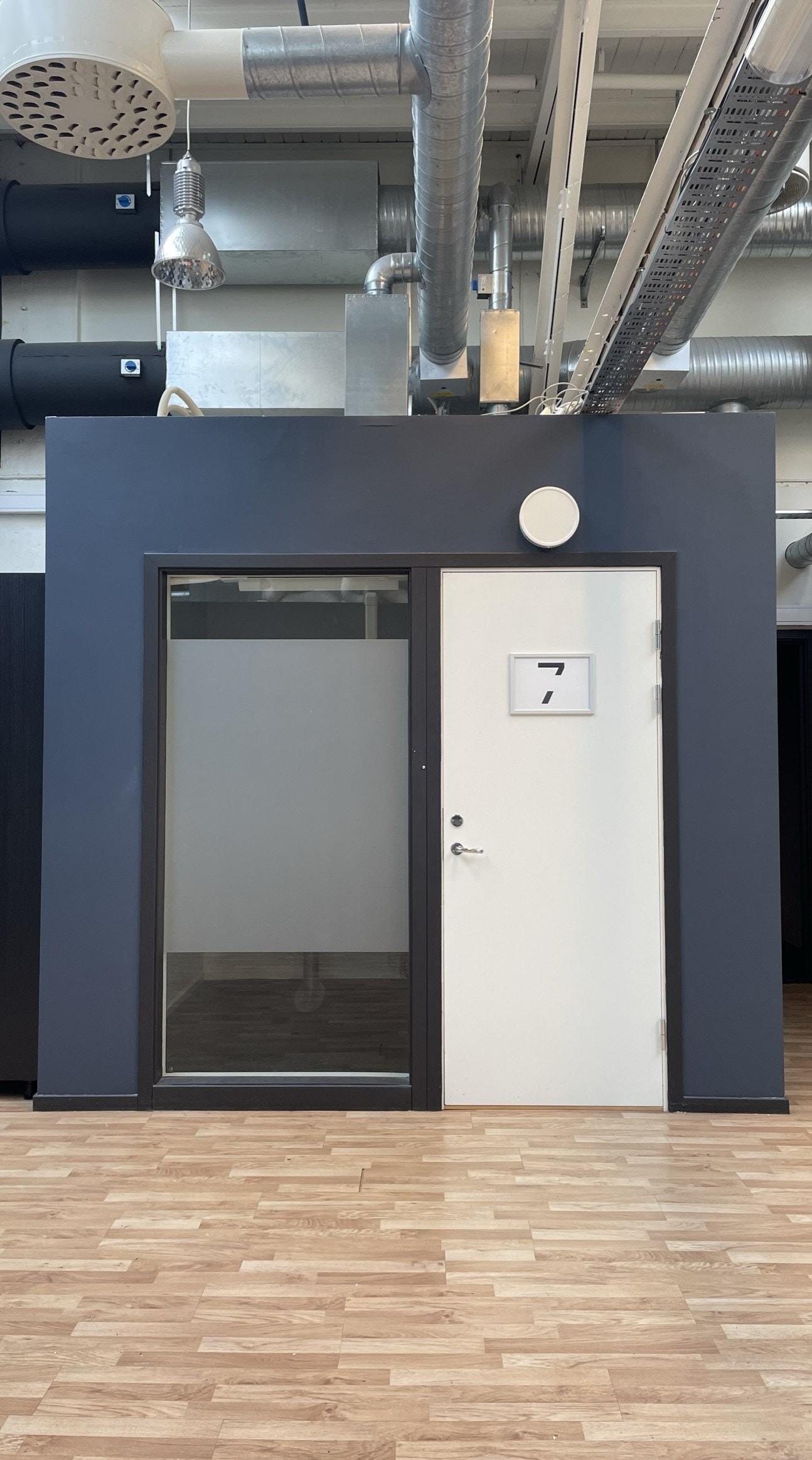 Redigeringsrom Galleribilde