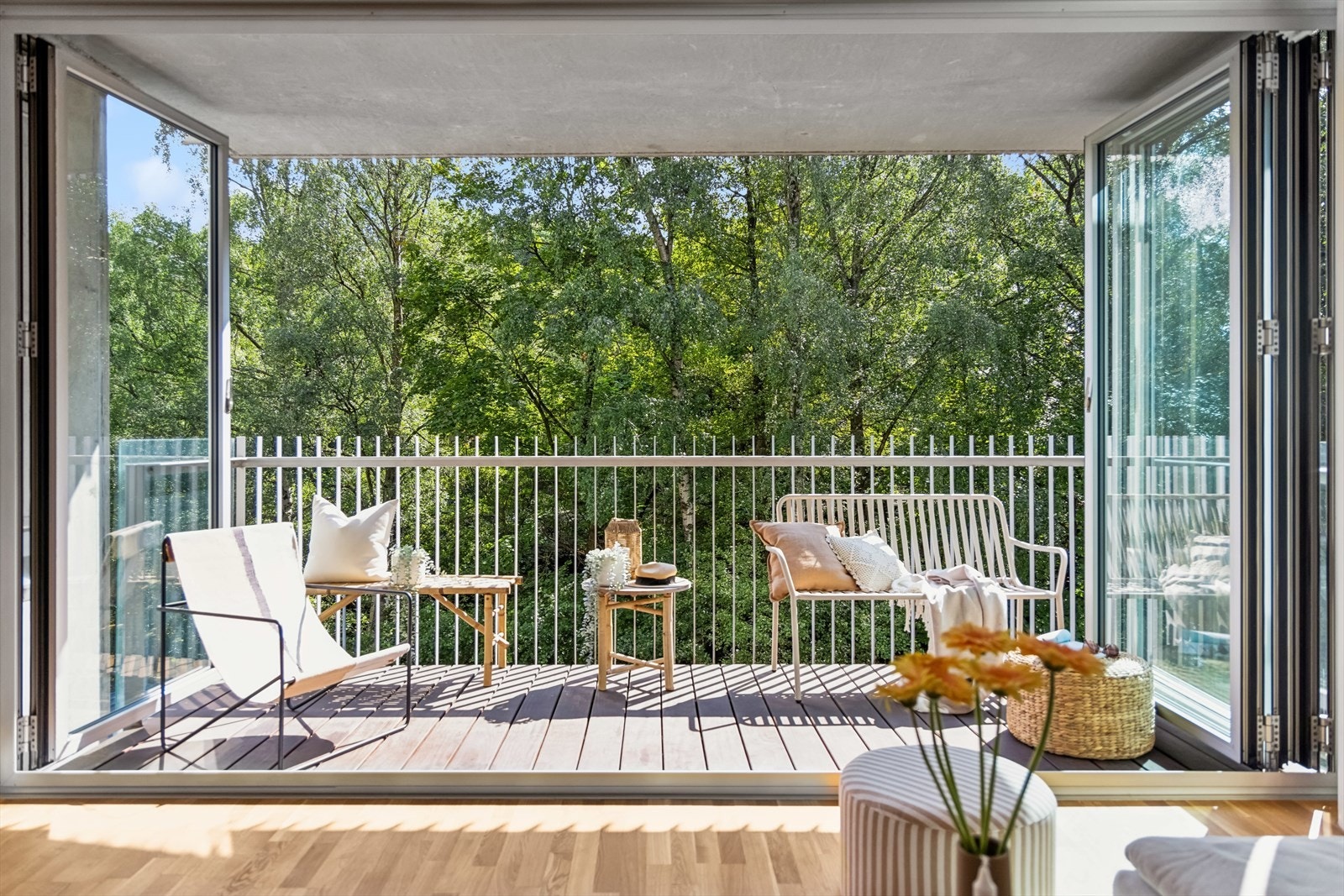 Linn Wendel v/DNB Eiendom presenterer Waldemars hage 1 Galleribilde