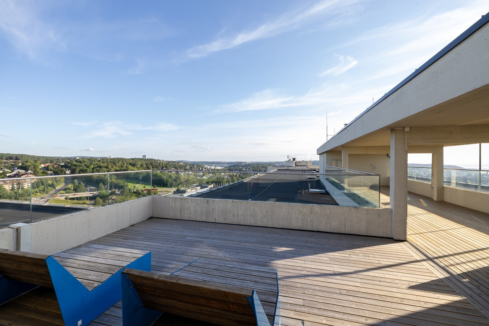Felles takterrasse med sol hele dagen. Galleribilde