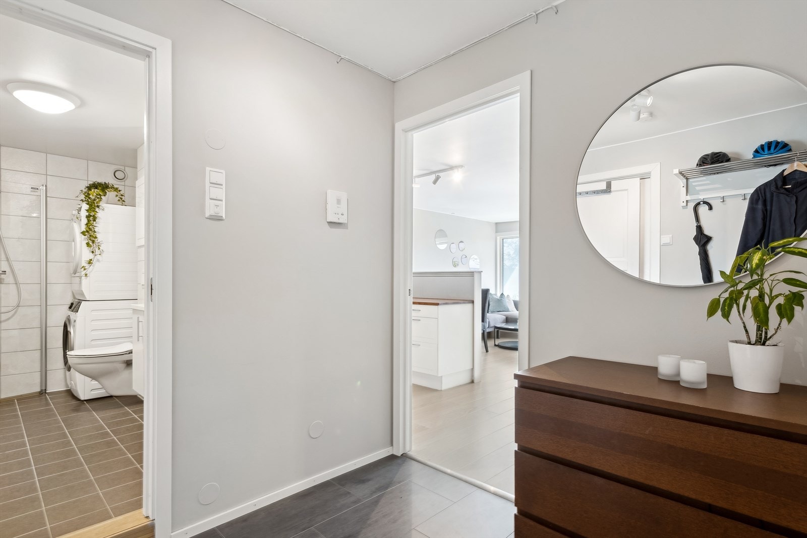 Fra entre er det også inngang til stort bad. Galleribilde