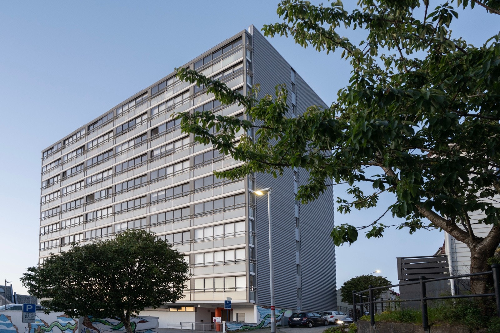 Leiligheten er sentralt plassert i Stavanger sentrum med kort vei til absolutt alt. Galleribilde