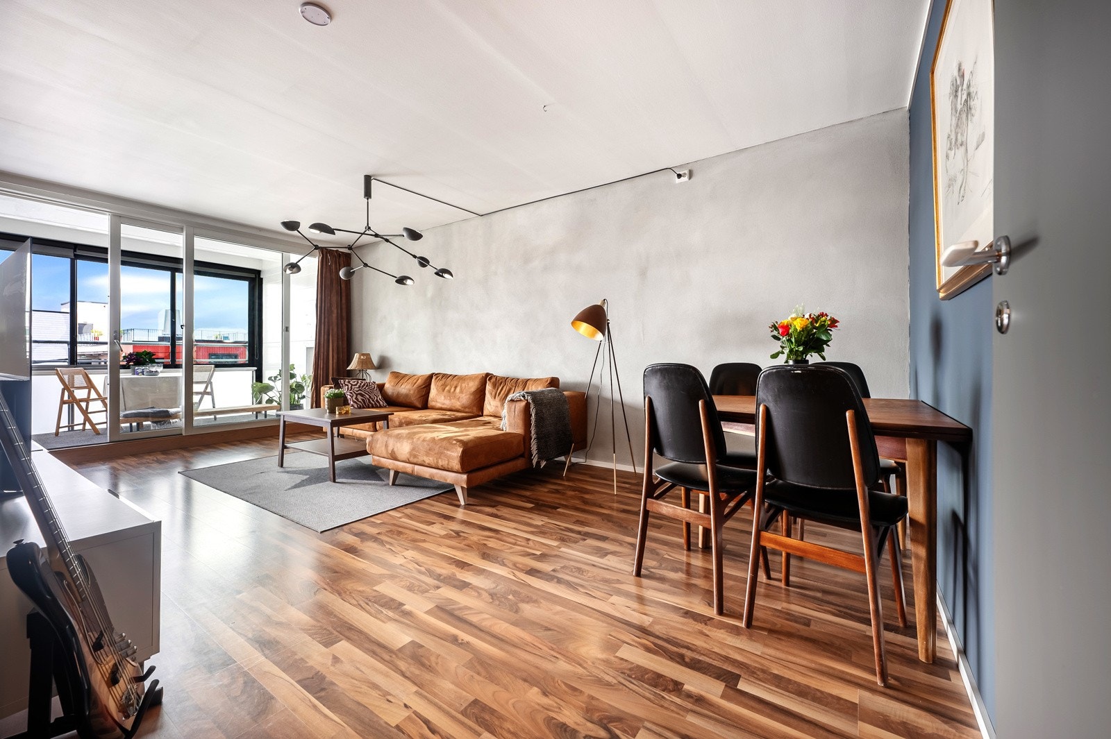 Leiligheten kan skilte med en praktisk planløsning, innglasset balkong, gode solforhold og pen utsikt! Galleribilde