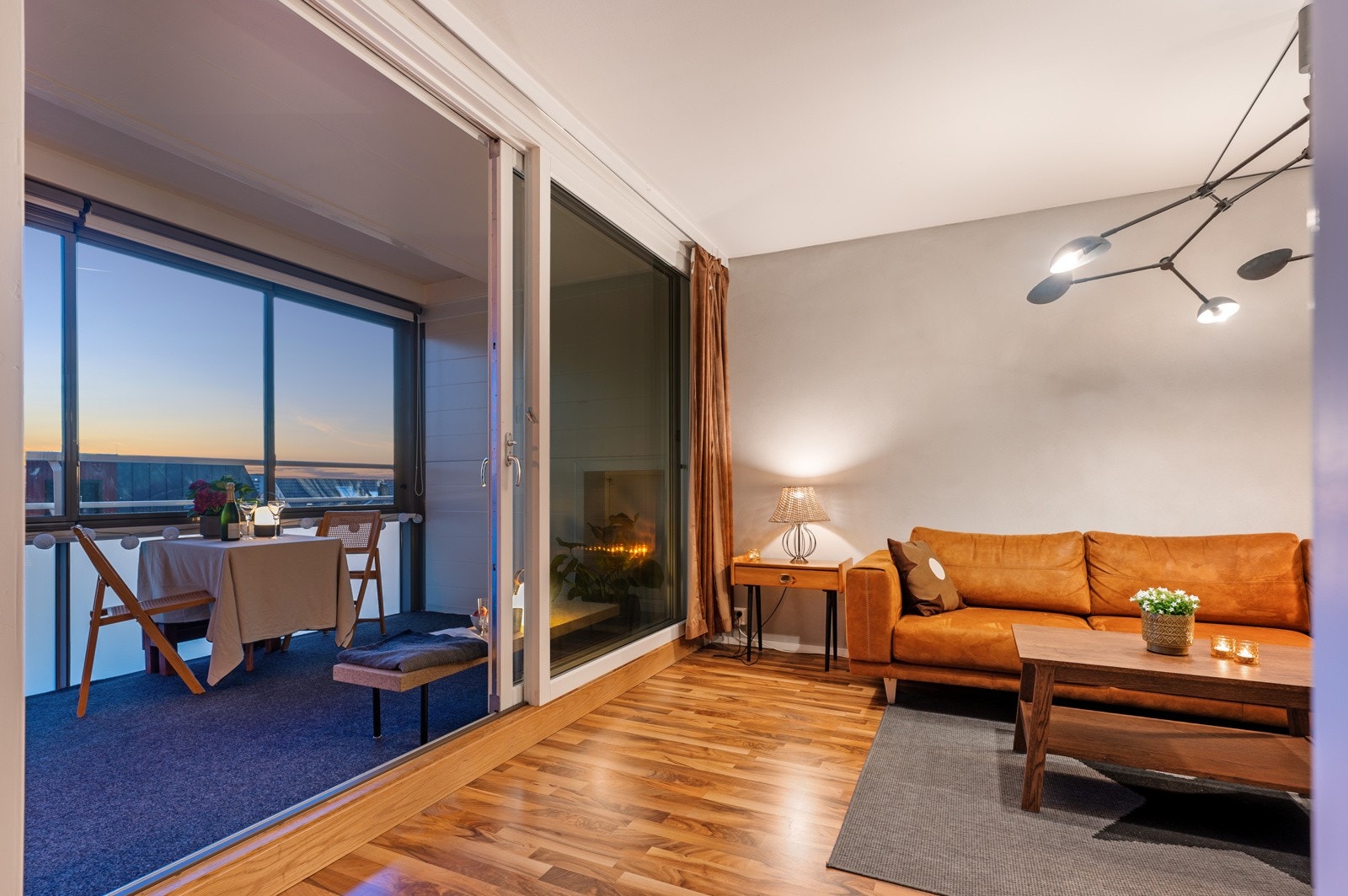 Kveldsbilde - Stue Galleribilde