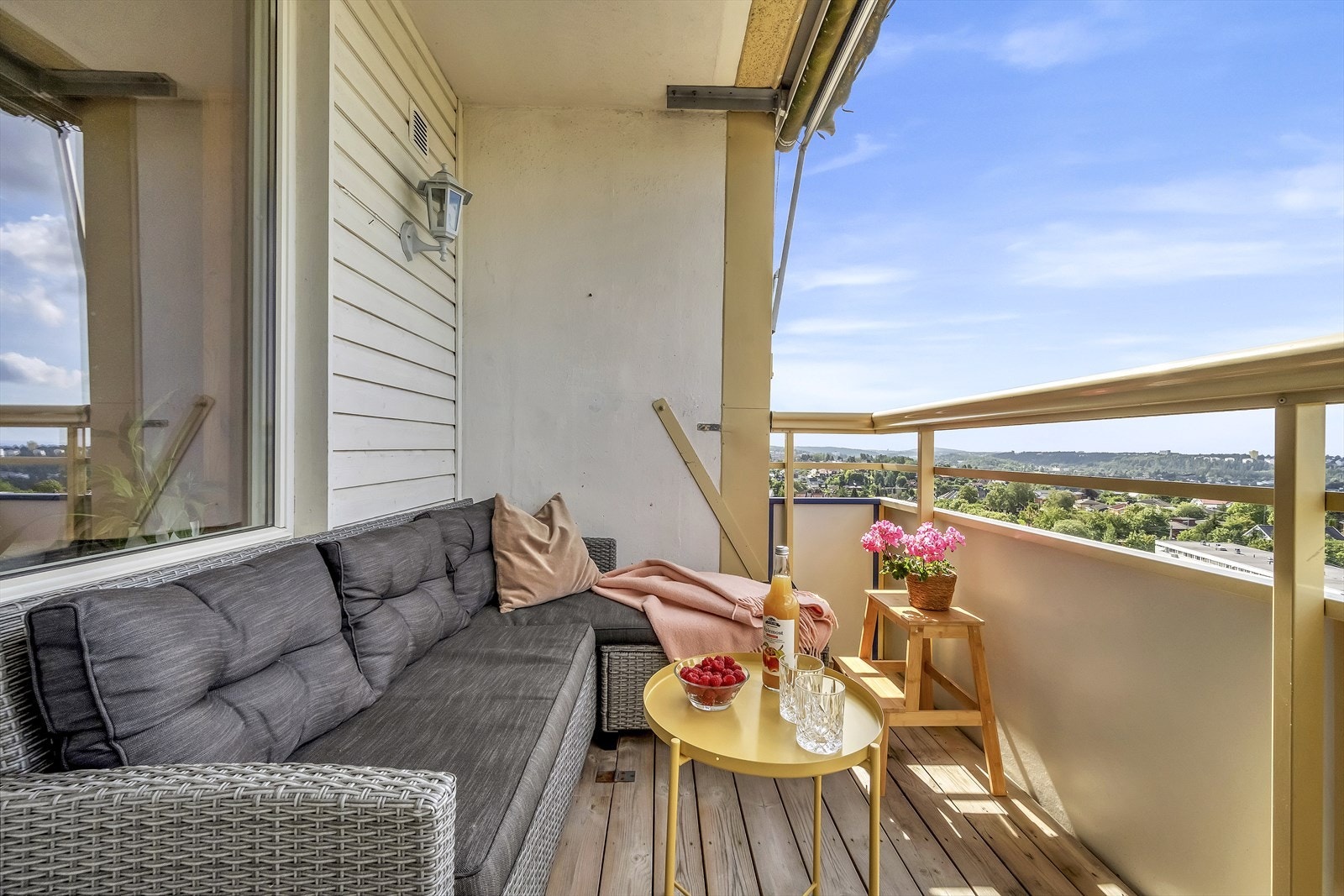 Her har du plass til en hyggelig sittegruppe. Galleribilde