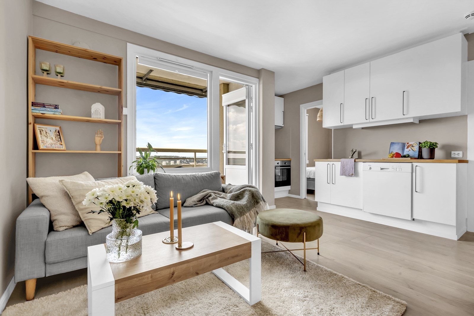 Stuen er malt i 2024. Galleribilde