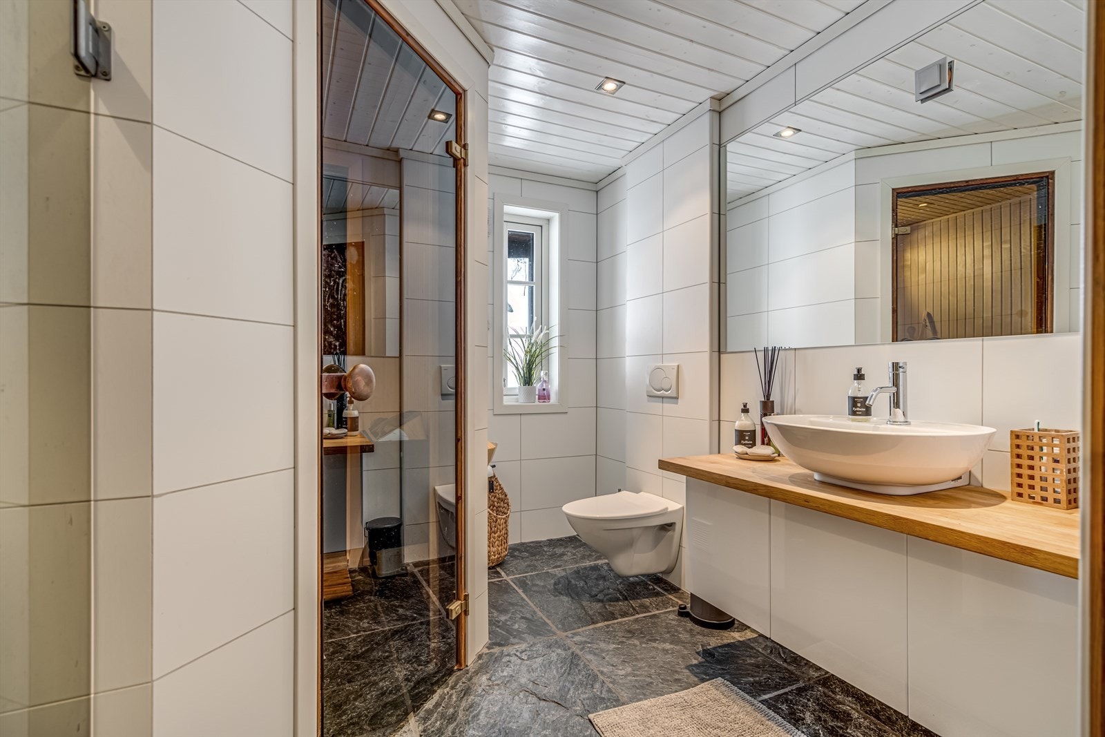 Pent bad med badstu Galleribilde