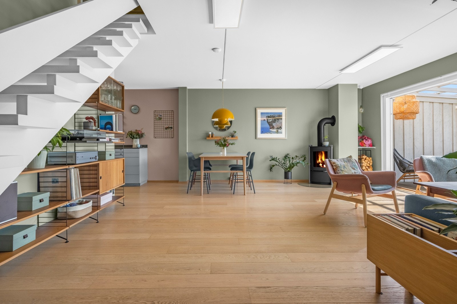 Planløsningen er godt utnyttet som gjør det enkelt å innrede etter egne preferanser. Galleribilde