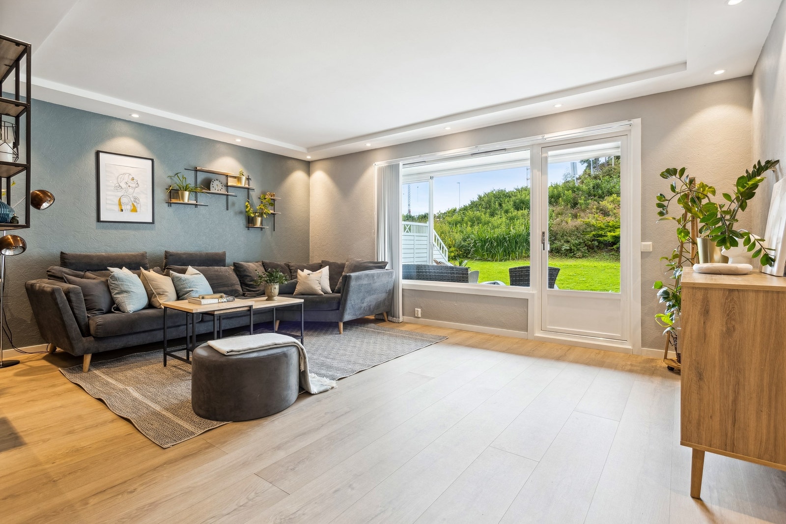 Flott innramming av rommet med spottkasse som ble montert i 2017. Galleribilde