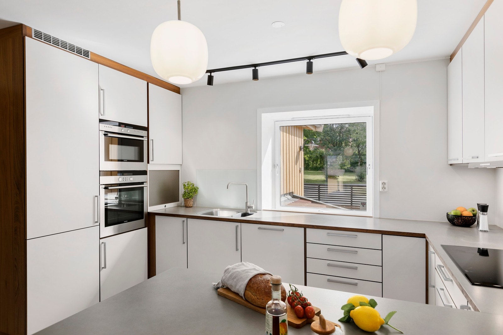 Kjøkken fra HTH har en gjennomgående god standard og fikk TG-1 av takstmann. Galleribilde