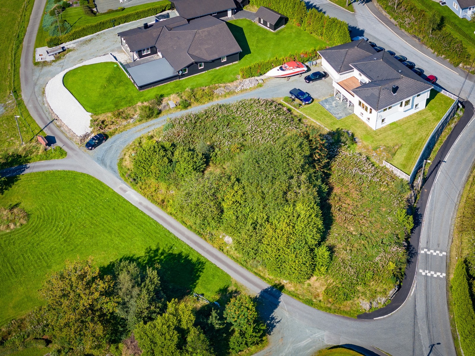 Tomten har en størrelse på 796kvm Galleribilde