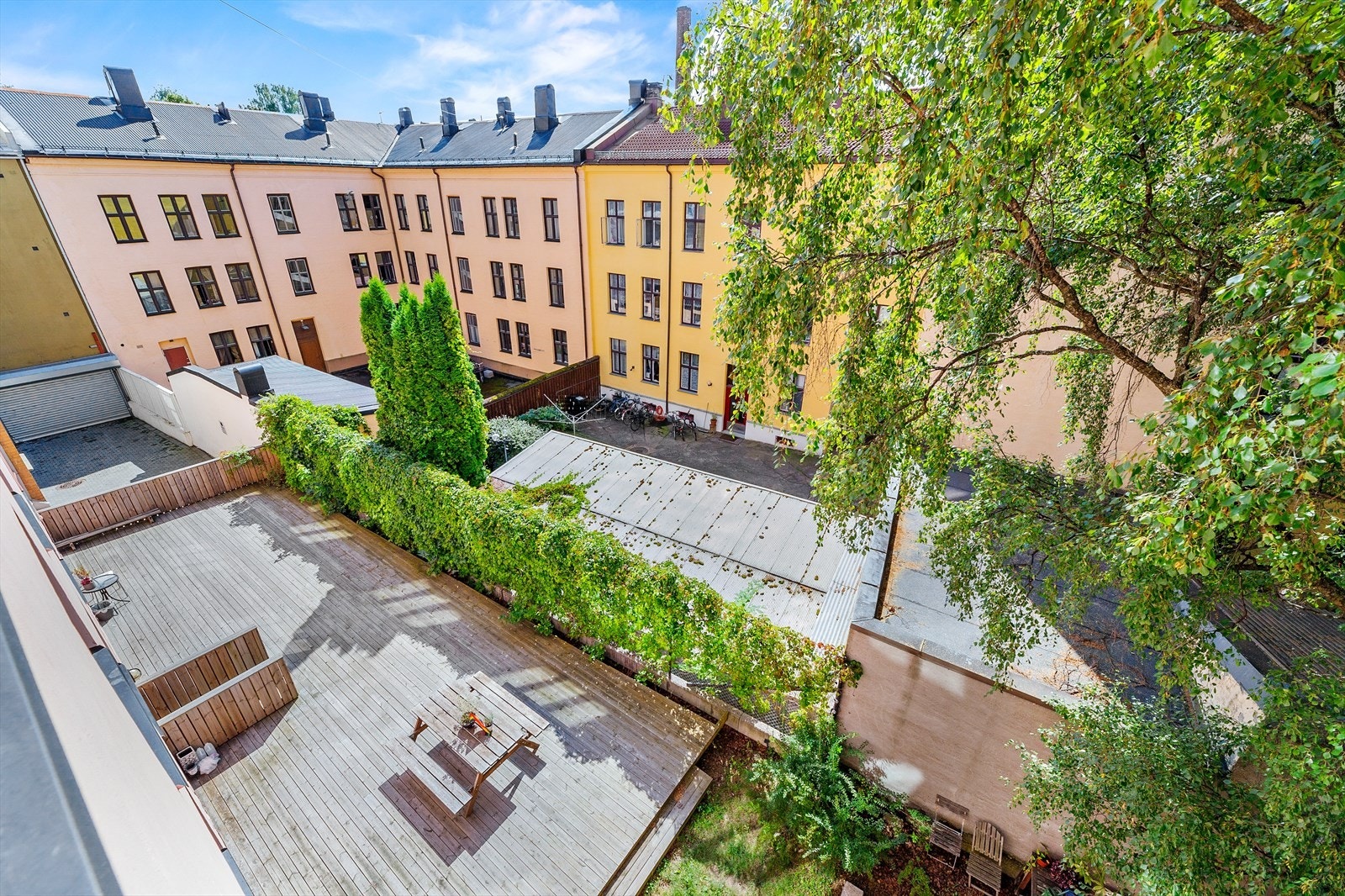 Utsynet ned fra leiligheten Galleribilde