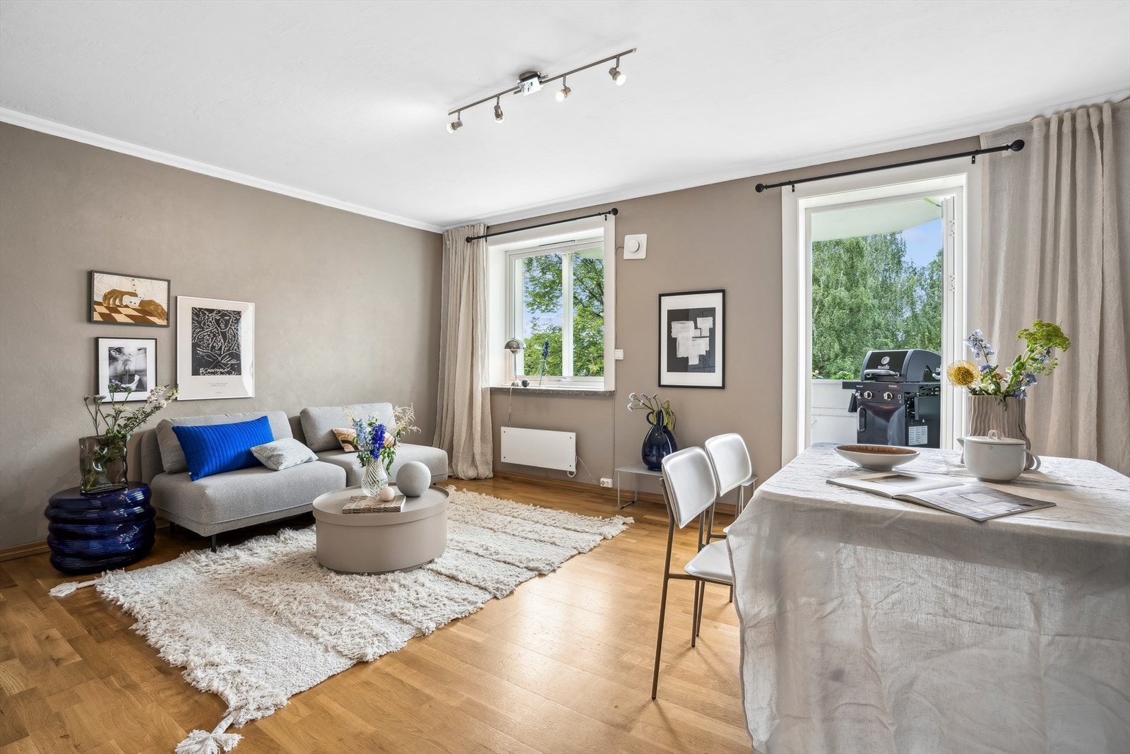 Simon Barood (467 97 302) v/DNB Eiendom har gleden av å presentere flotte Klosterheimveien 2! Galleribilde