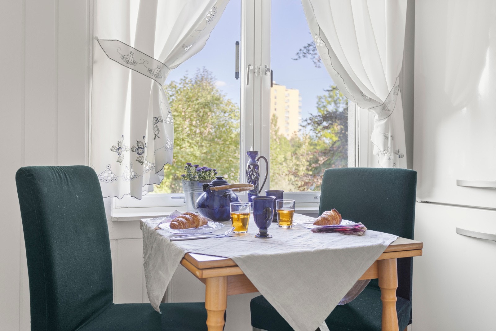 Her kan morgenkaffen nytes. Galleribilde