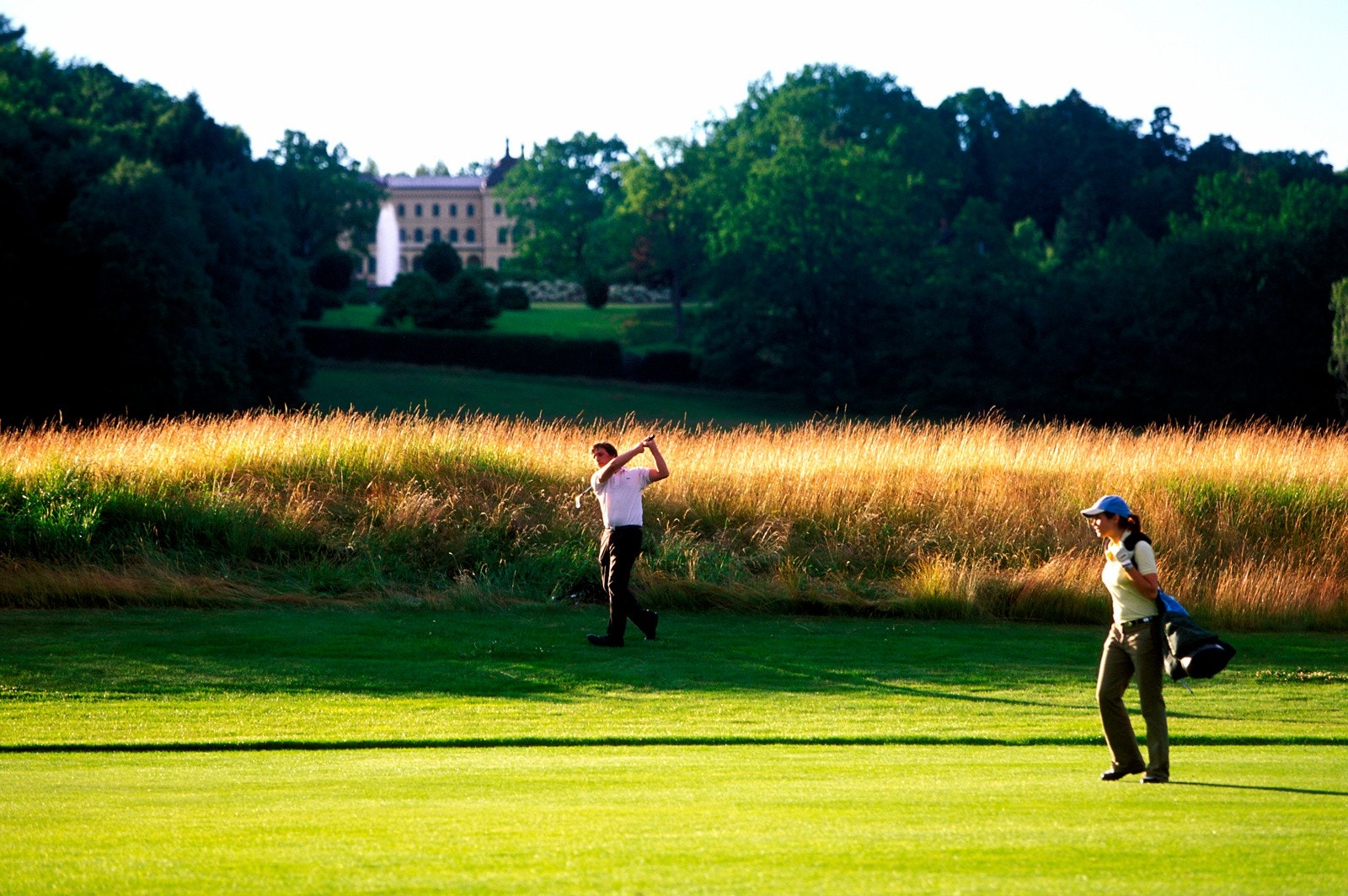 Ikke langt unna finner du Larvik Golfklubb - med en av Norges beste golfbaner Galleribilde