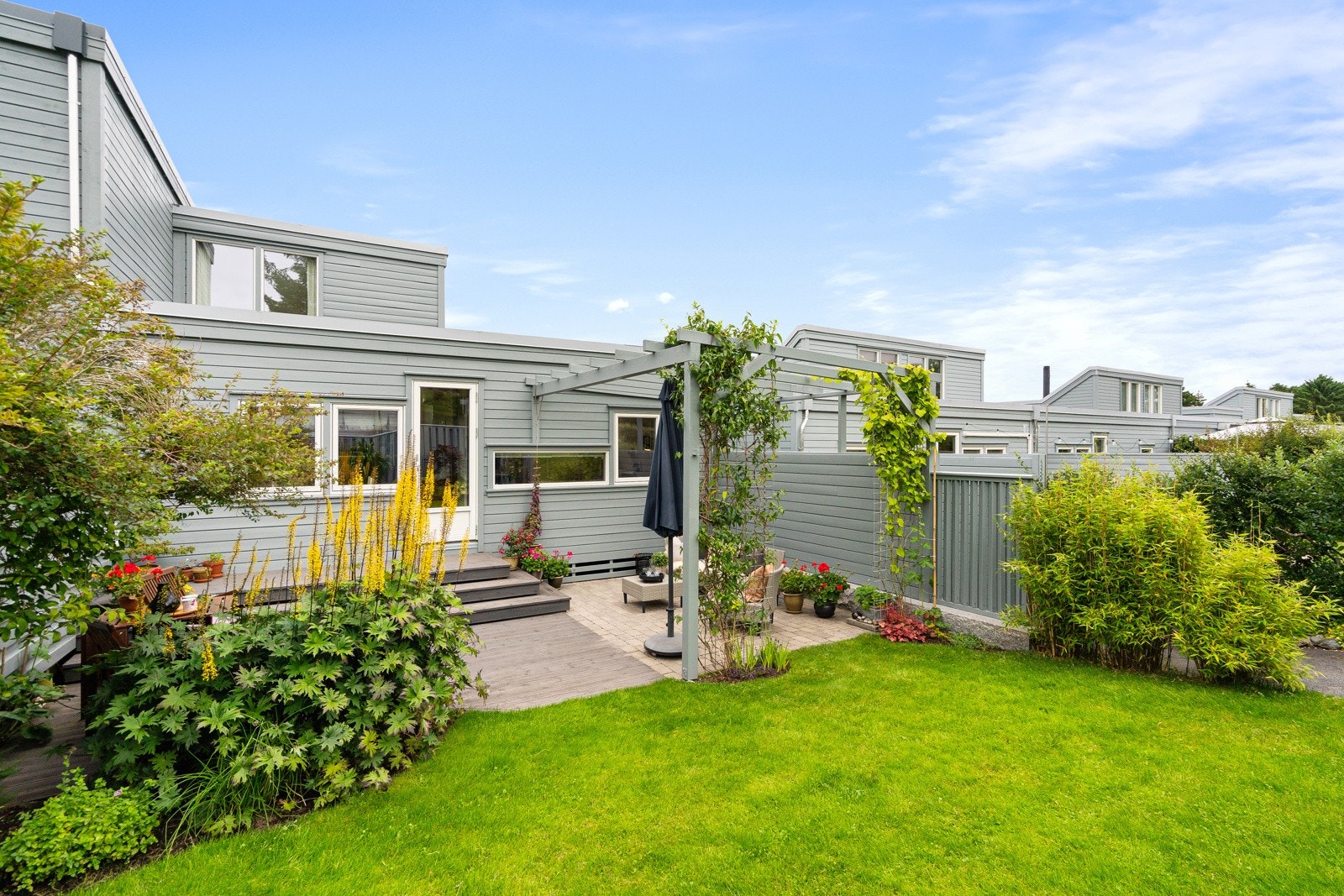 Hilde Olsen v/EIE Eiendomsmegling har gleden av å presentere Solfagerstien 11. Galleribilde