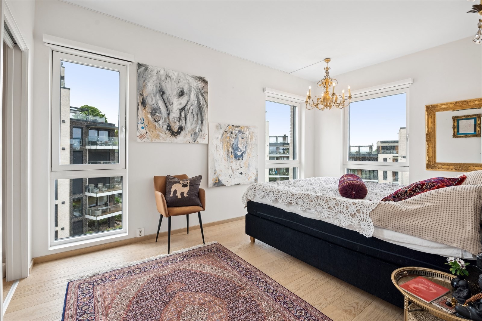 Det er tre gode soverom i leiligheten Galleribilde