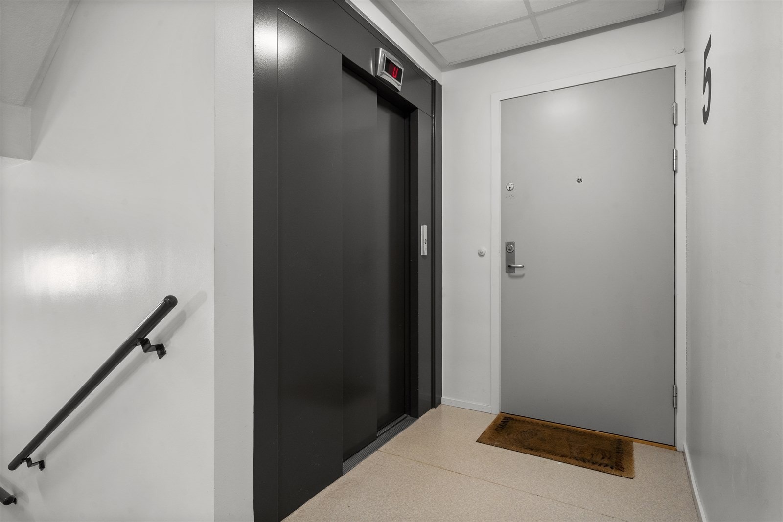 Heis til leiligheten Galleribilde