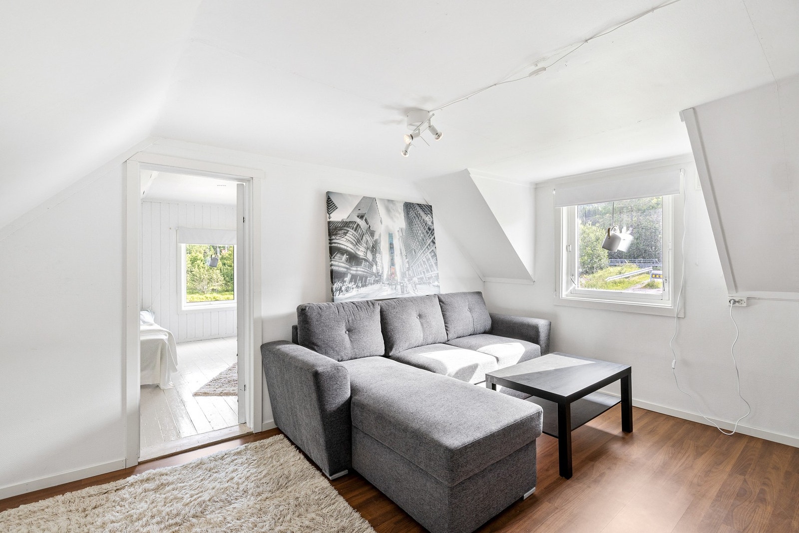 Loftetasjen består av loftstue, gang og 2 soverom Galleribilde