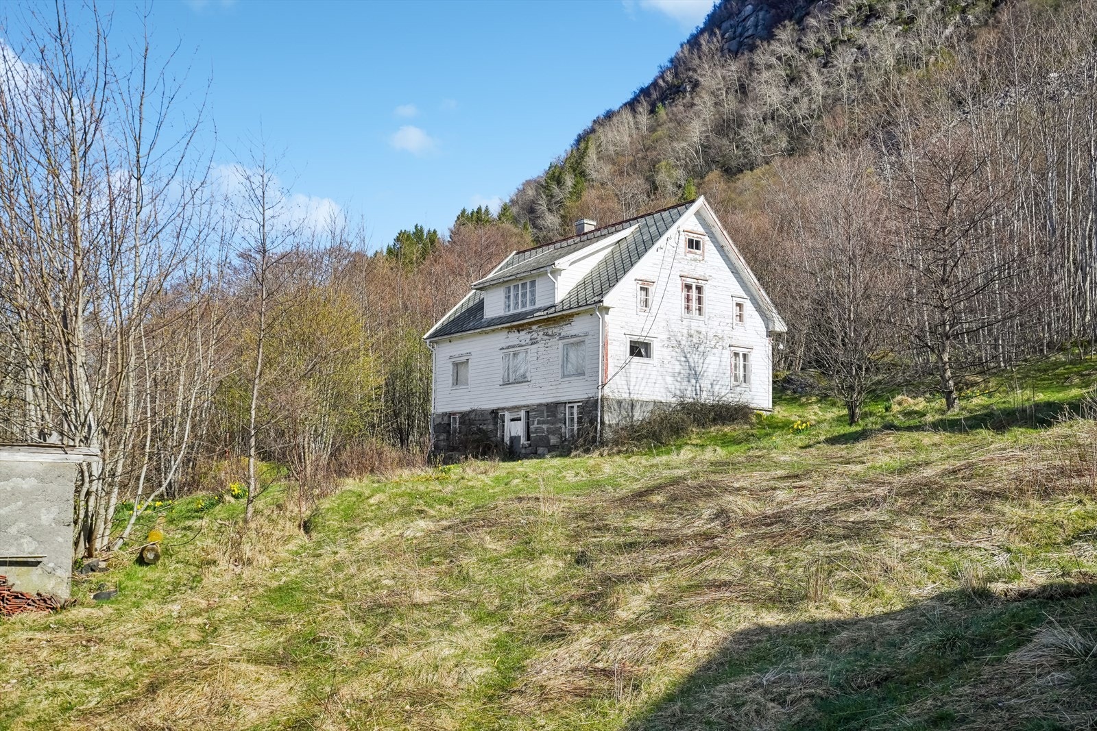 Standard på bygningene er svært dårlig og står foran en totalrenovering eller riving. Galleribilde
