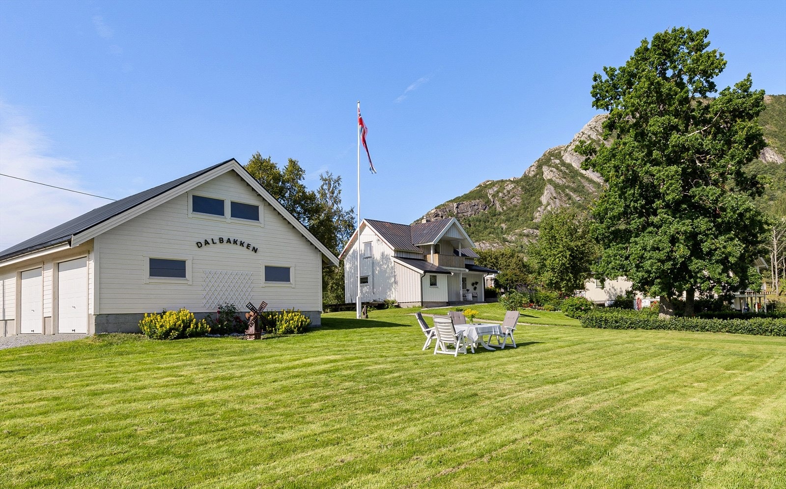 Velkommen til vakre Meløysundveien 644 Galleribilde