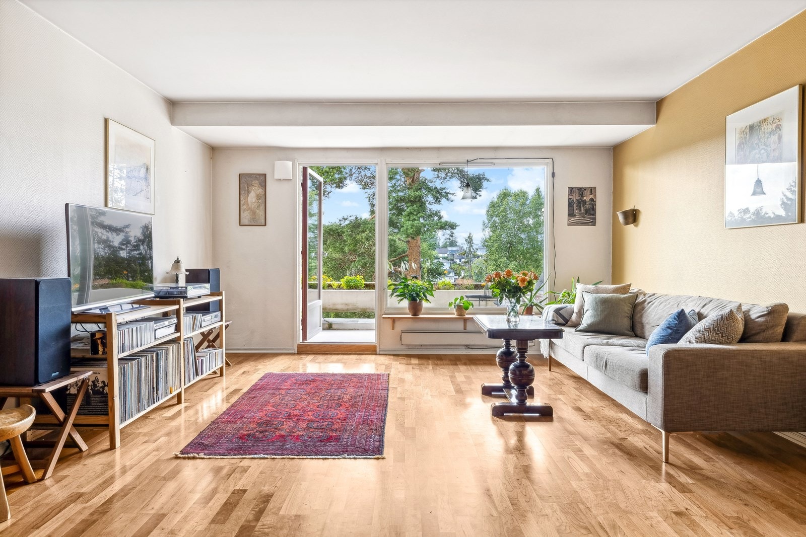 Lokalmegler Kapil Sarna v/ DNB Eiendom har gleden av å presentere Trygve Strømbergs vei 6B! Galleribilde