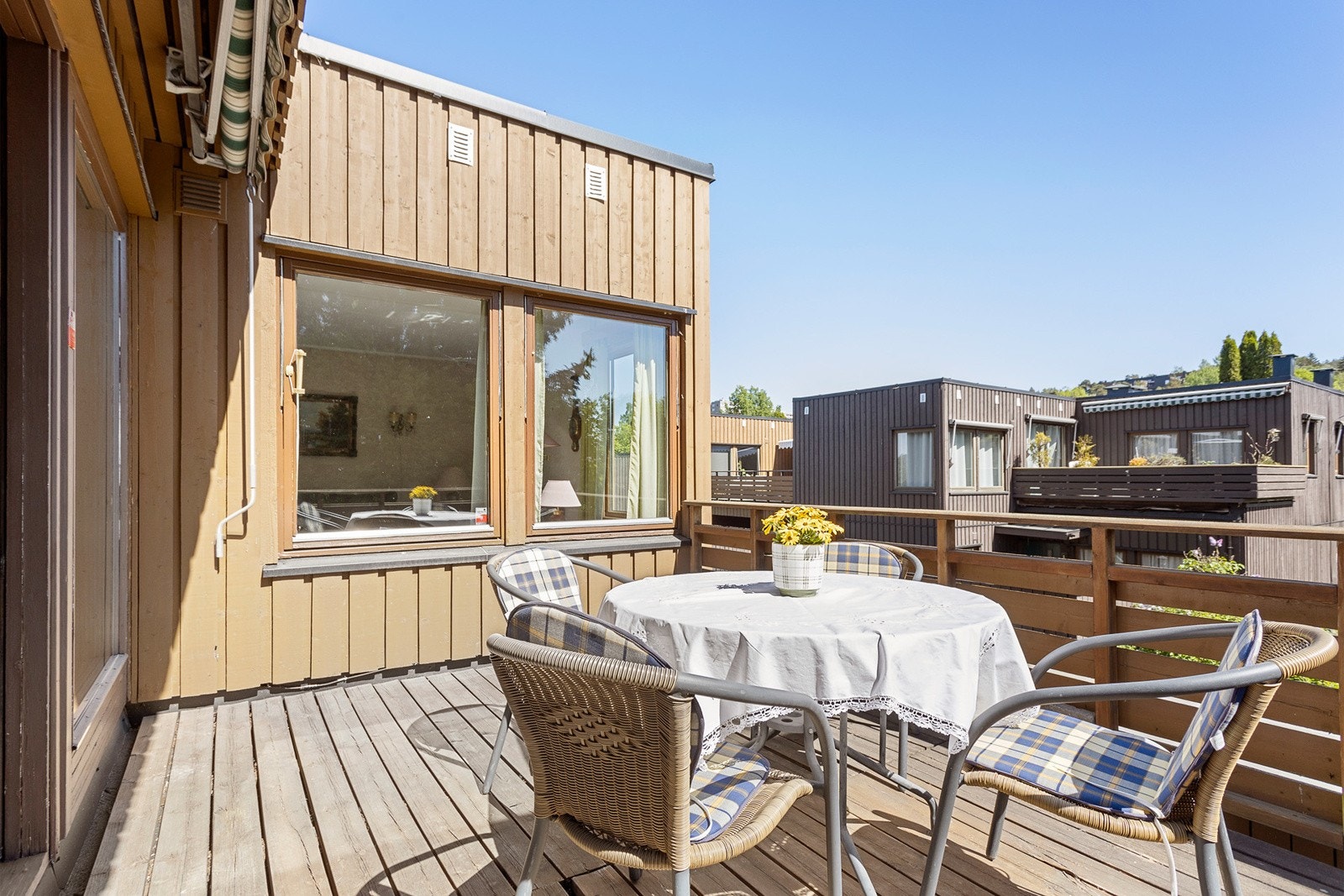 Her er det plass til utemøbler og grill Galleribilde