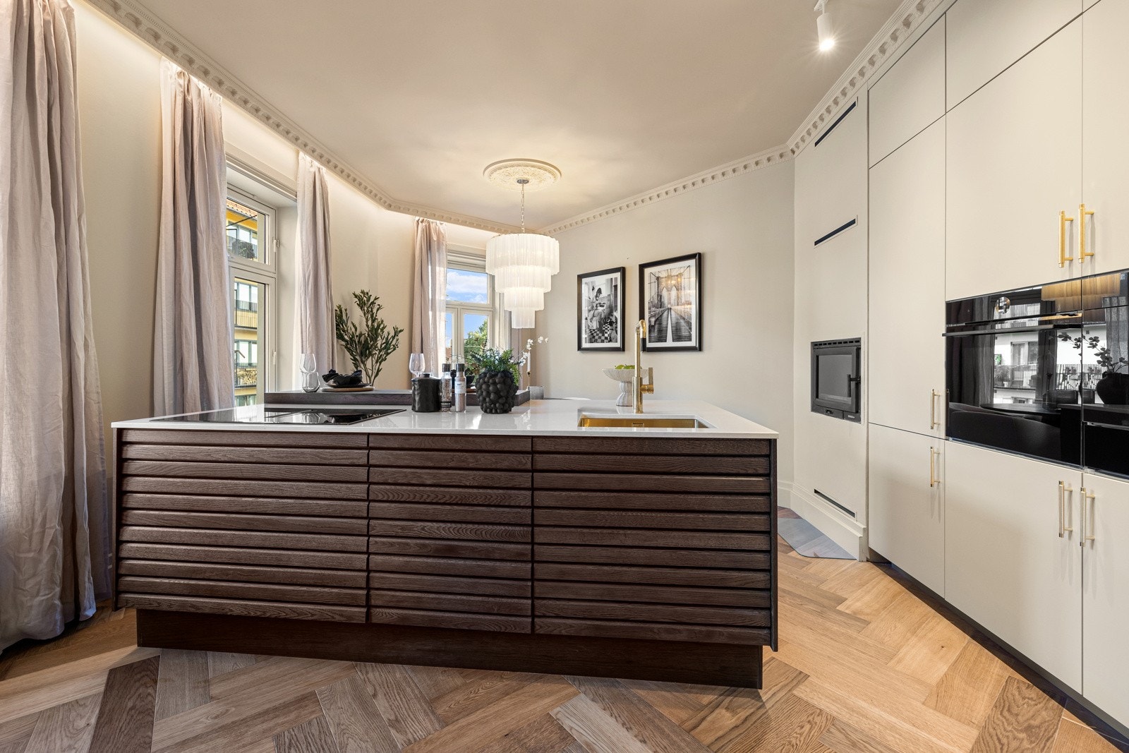 High end designperle i vakker og klassisk 1890-gård. Galleribilde