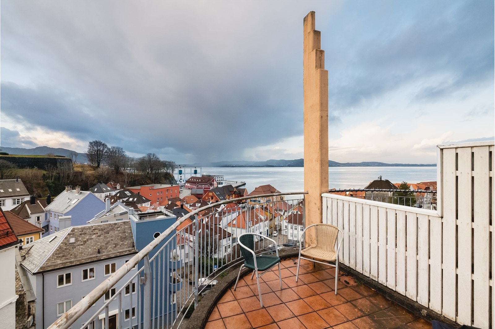 Plass til sittegruppe på balkongen Galleribilde