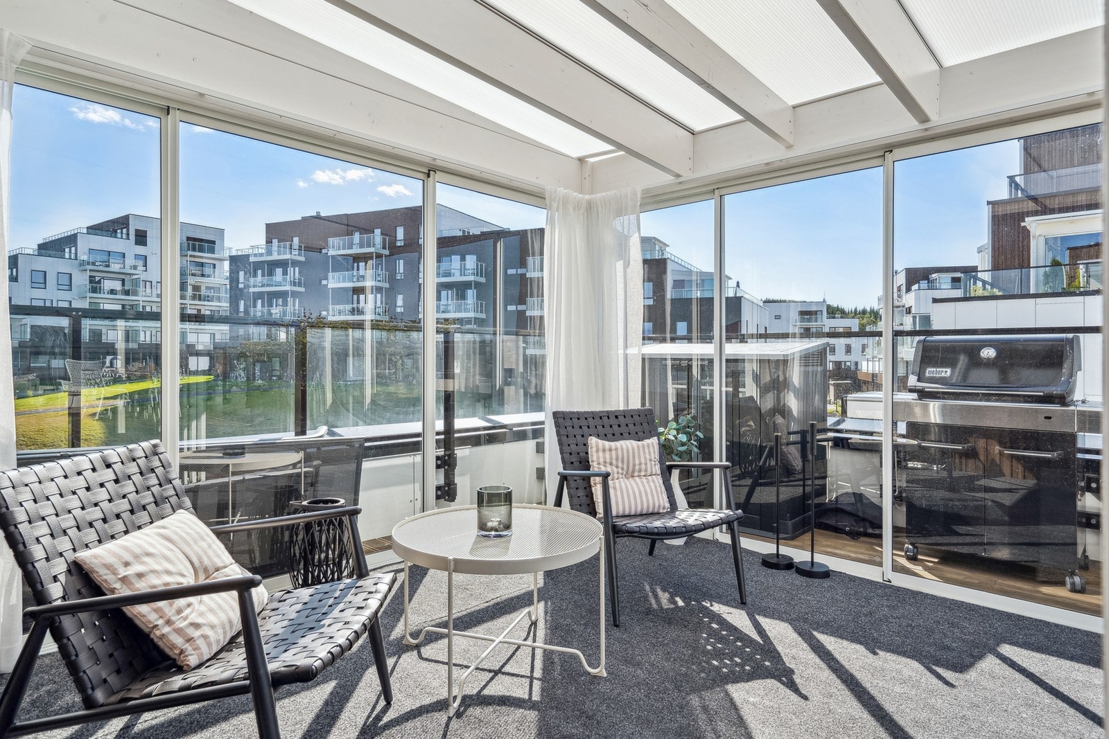 Terrassen har utstue/vinterhage Galleribilde