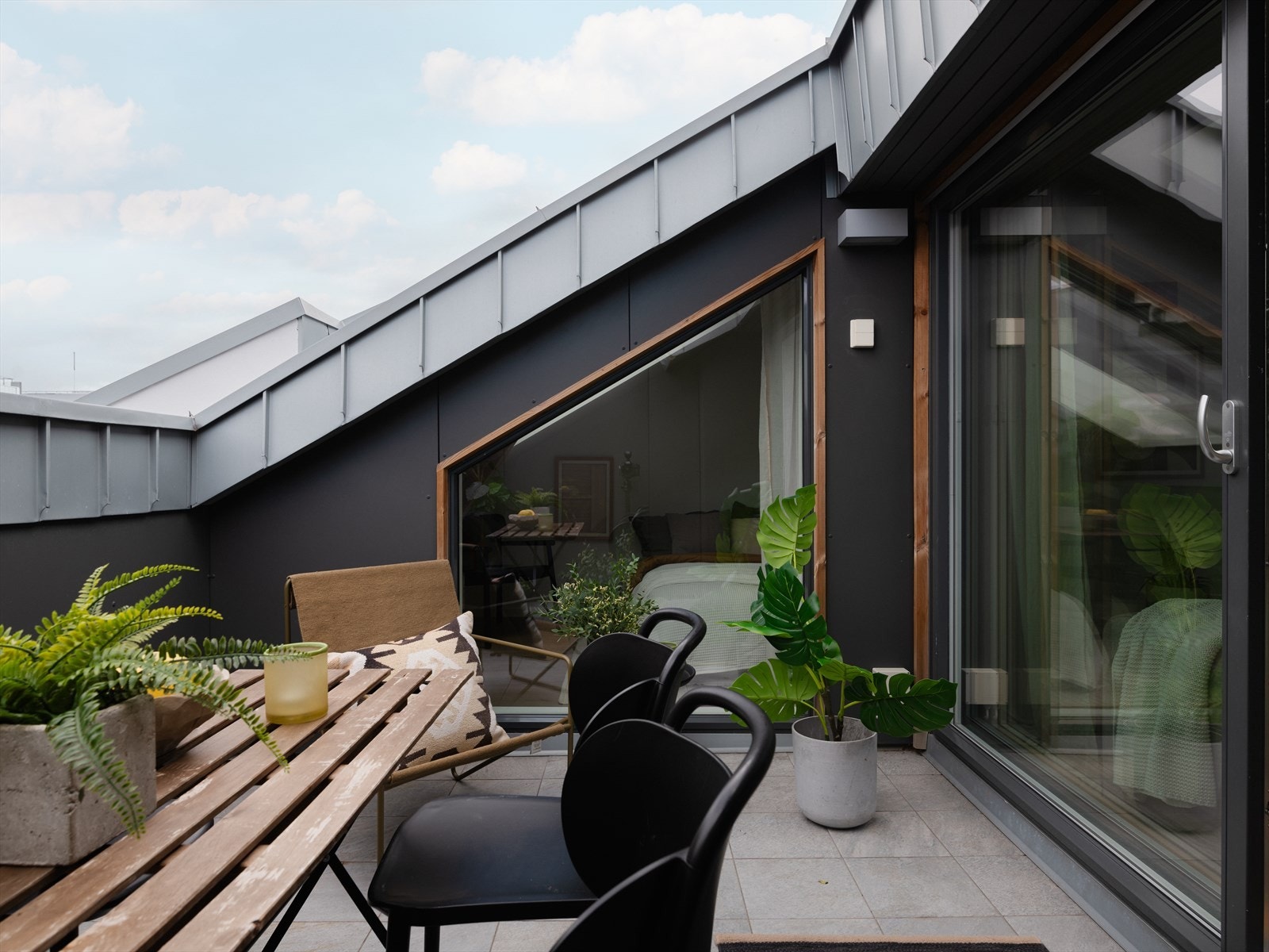 Fra stuen har du adkomst til fantastisk privat takterrasse. Galleribilde