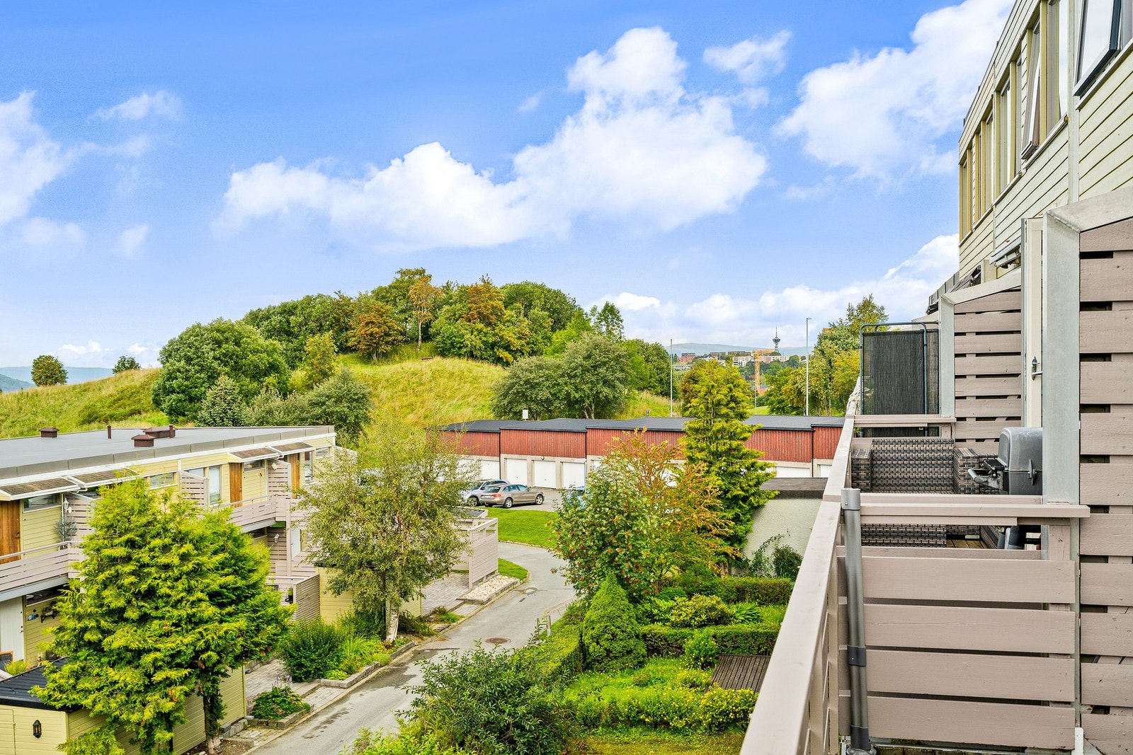 Man har også utsikt mot sentrum fra balkongen. Galleribilde