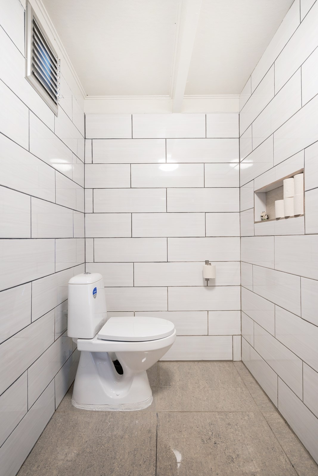 Egen krok med toalett. Galleribilde