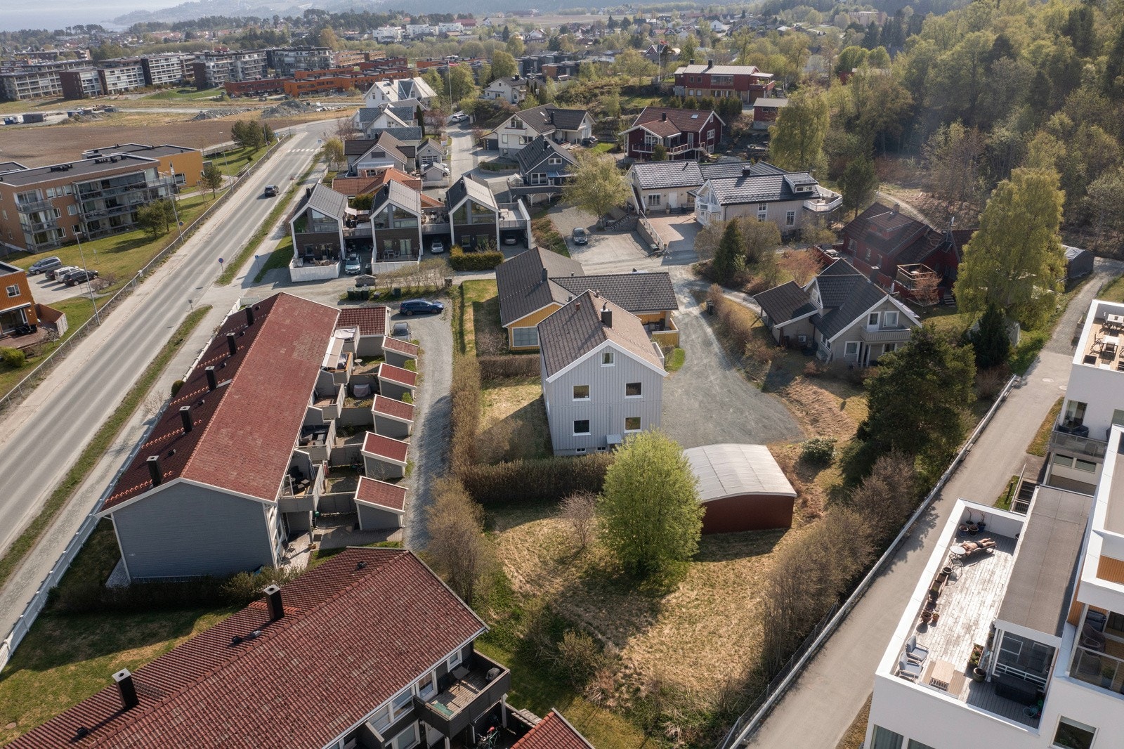Det er gangavstand til NTNU Dragvoll og Estenstadmarka Galleribilde