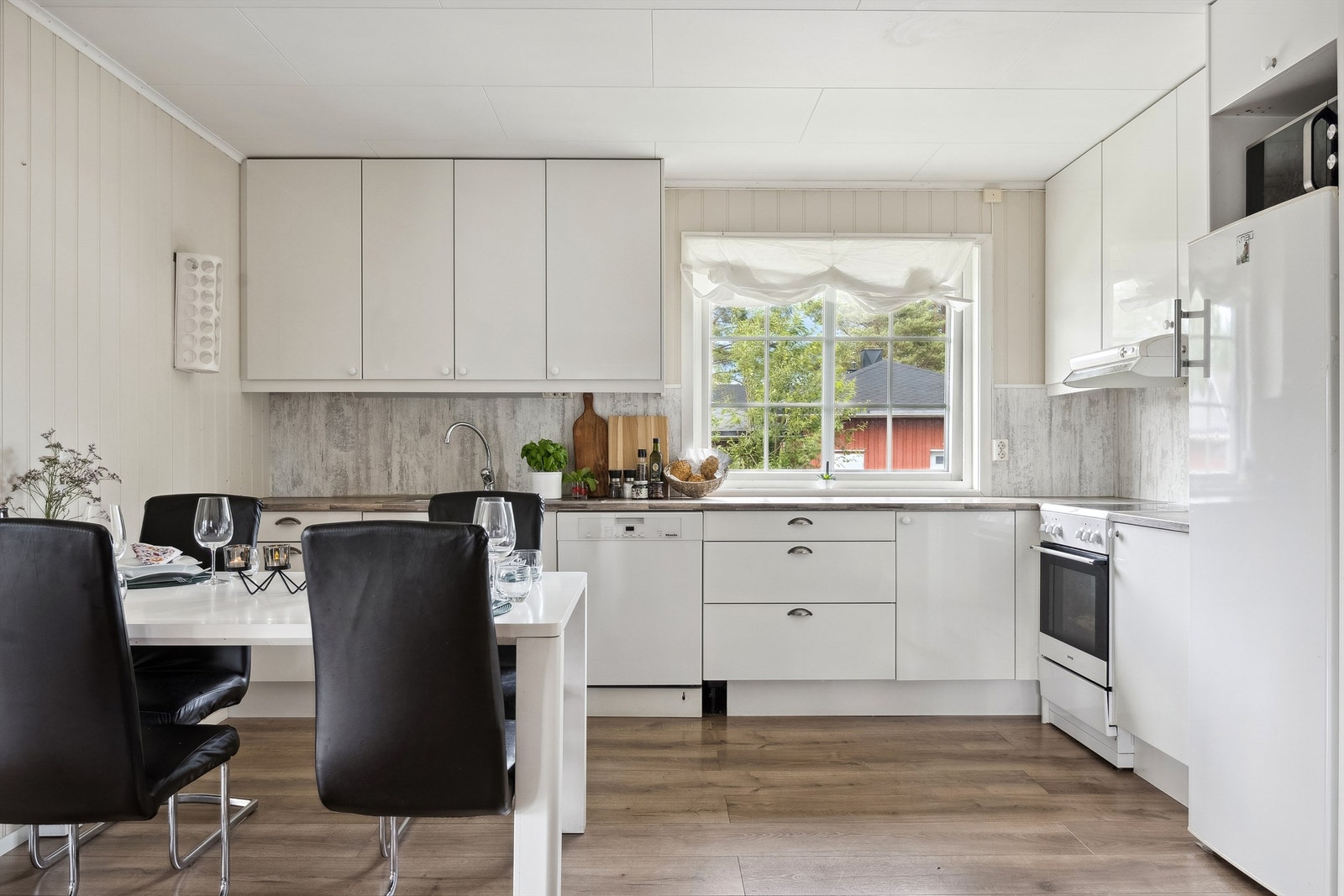 Kjøkkeninnredning fra 2013 Galleribilde